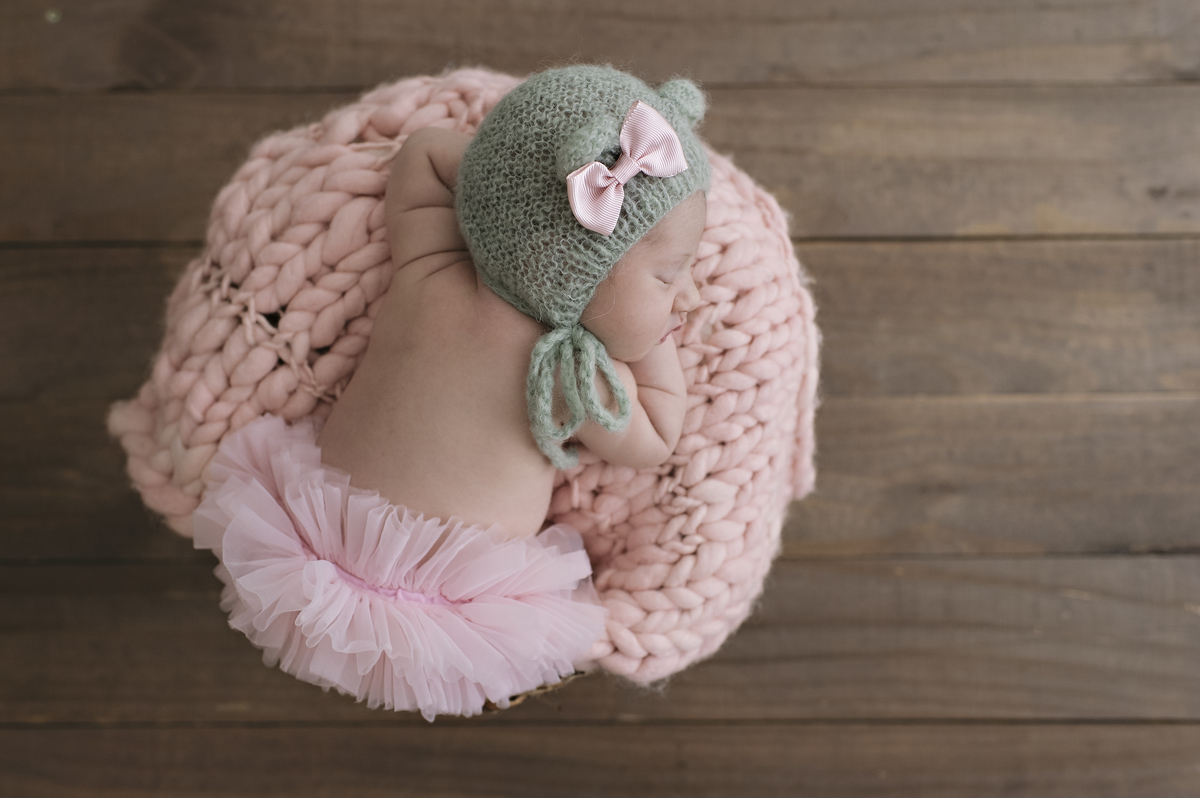 newborn, newborn barra da tijuca, ensaio newborn, foto de recém-nascido, abfrn, foto de bebê, estúdio fotográfico na barra, foto de recém-nascido na barra da tijuca, fotógrafa infantil na barra, rita rodrigues, rita kessler, ensaio de bebê, book infantil