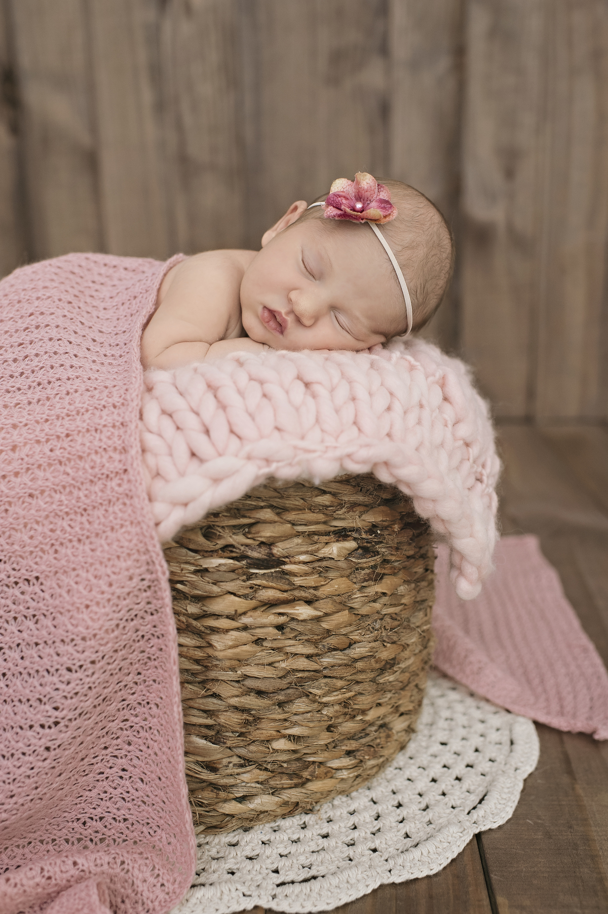 newborn, newborn barra da tijuca, ensaio newborn, foto de recém-nascido, abfrn, foto de bebê, estúdio fotográfico na barra, foto de recém-nascido na barra da tijuca, fotógrafa infantil na barra, rita rodrigues, rita kessler, ensaio de bebê, book infantil