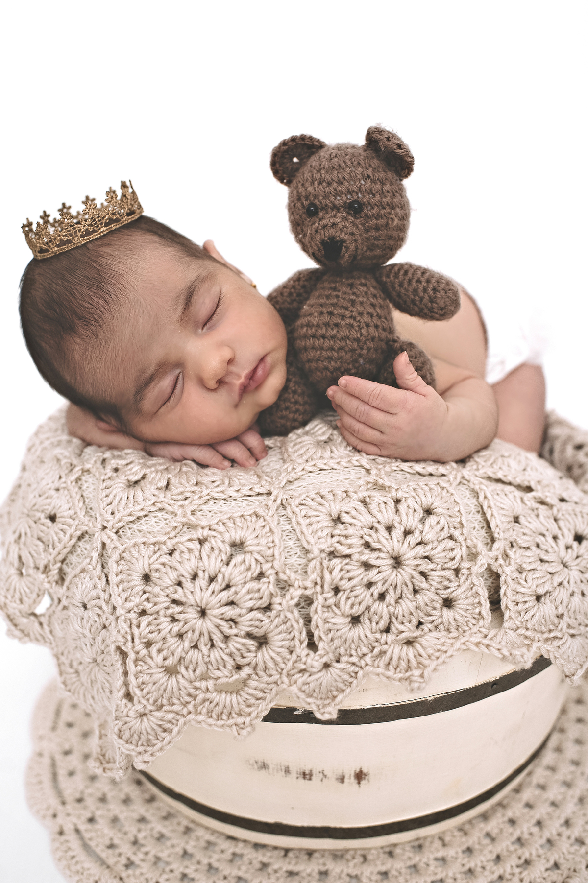 newborn, newborn barra da tijuca, ensaio newborn, foto de recém-nascido, abfrn, foto de bebê, estúdio fotográfico na barra, foto de recém-nascido na barra da tijuca, fotógrafa infantil na barra, rita rodrigues, rita kessler, ensaio de bebê, book infantil