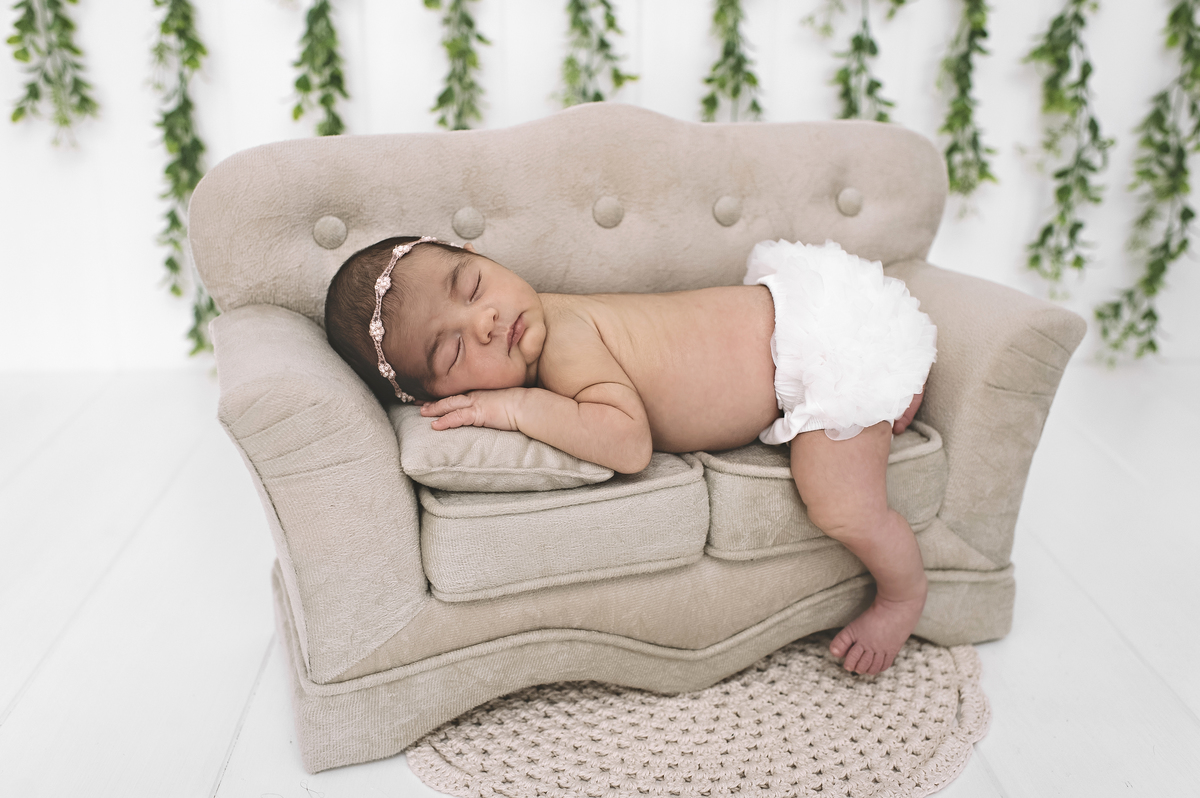 newborn, newborn barra da tijuca, ensaio newborn, foto de recém-nascido, abfrn, foto de bebê, estúdio fotográfico na barra, foto de recém-nascido na barra da tijuca, fotógrafa infantil na barra, rita rodrigues, rita kessler, ensaio de bebê, book infantil