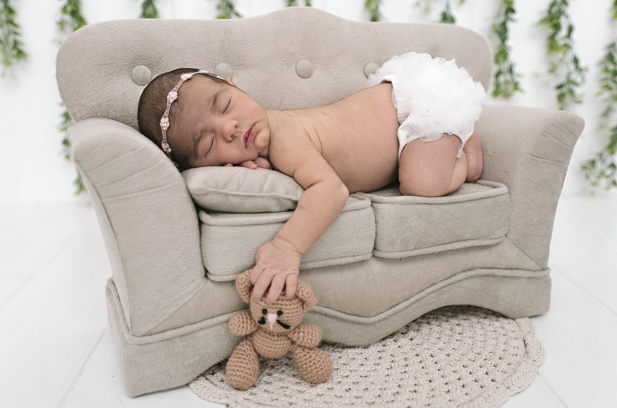 newborn, newborn barra da tijuca, ensaio newborn, foto de recém-nascido, abfrn, foto de bebê, estúdio fotográfico na barra, foto de recém-nascido na barra da tijuca, fotógrafa infantil na barra, rita rodrigues, rita kessler, ensaio de bebê, book infantil