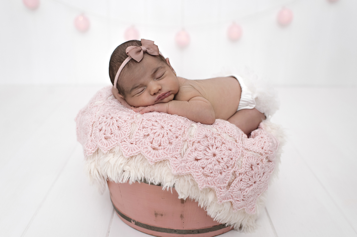 newborn, newborn barra da tijuca, ensaio newborn, foto de recém-nascido, abfrn, foto de bebê, estúdio fotográfico na barra, foto de recém-nascido na barra da tijuca, fotógrafa infantil na barra, rita rodrigues, rita kessler, ensaio de bebê, book infantil