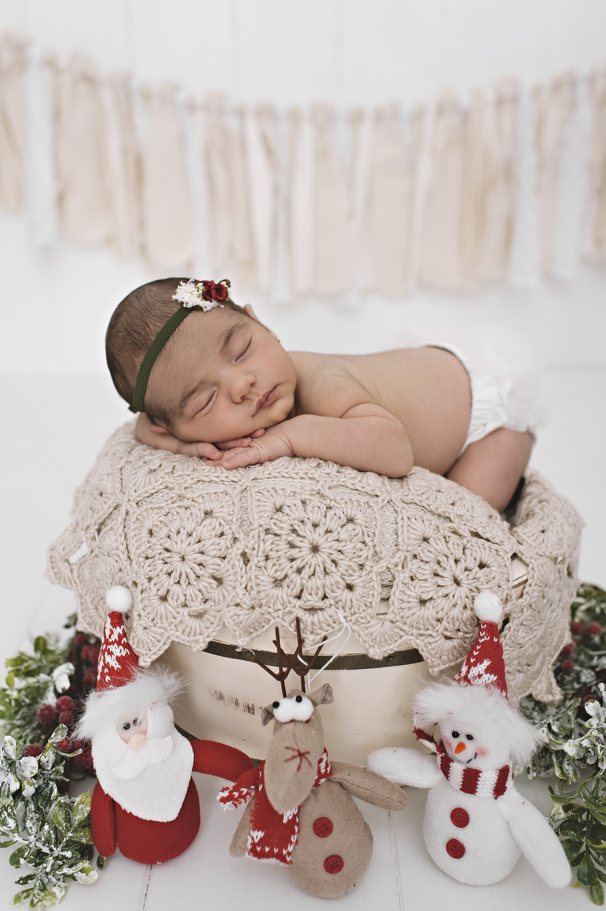 newborn, newborn barra da tijuca, ensaio newborn, foto de recém-nascido, abfrn, foto de bebê, estúdio fotográfico na barra, foto de recém-nascido na barra da tijuca, fotógrafa infantil na barra, rita rodrigues, rita kessler, ensaio de bebê, book infantil