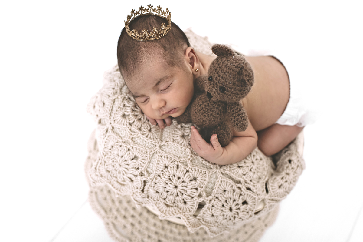 newborn, newborn barra da tijuca, ensaio newborn, foto de recém-nascido, abfrn, foto de bebê, estúdio fotográfico na barra, foto de recém-nascido na barra da tijuca, fotógrafa infantil na barra, rita rodrigues, rita kessler, ensaio de bebê, book infantil