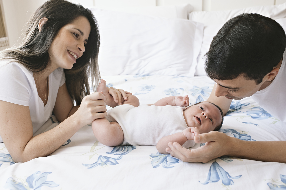 ensaio lifestyle, lifestyle barra da tijuca, lifestyle recreio, lifestyle leblon, lifestyle ipanema, fotos de bebê, fotos em casa, fotos de bebê em casa, ensaio de família, maternidade, fotógrafa newborn Barra da Tijuca, melhor fotógrafa newborn, abfrn