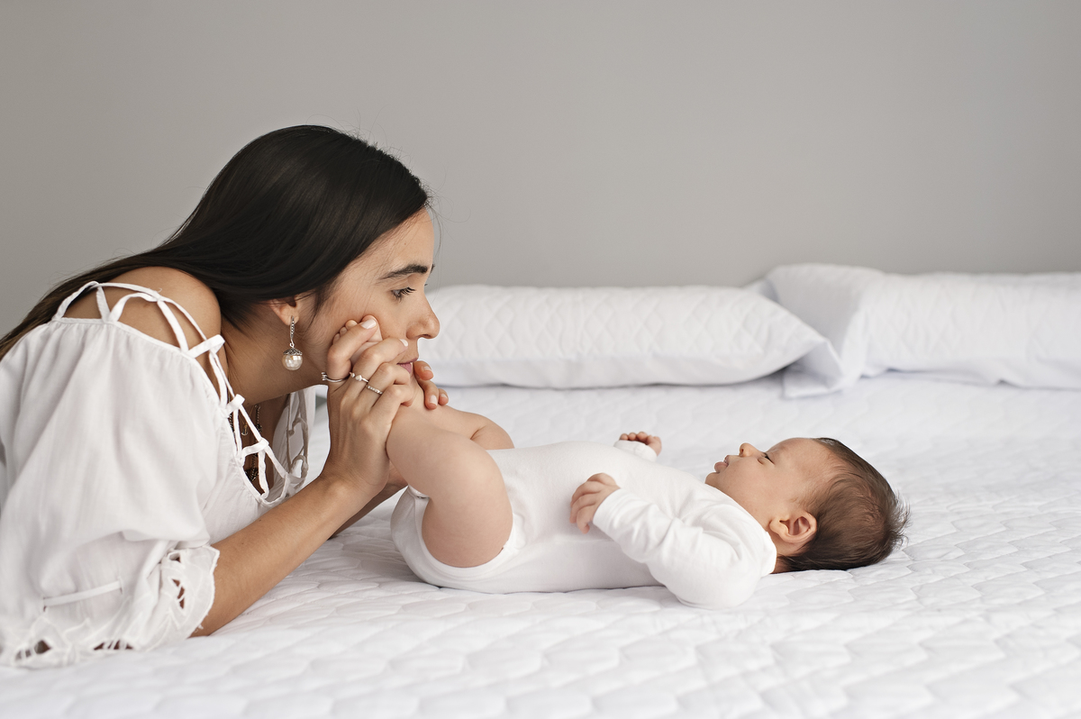 ensaio lifestyle, lifestyle barra da tijuca, lifestyle recreio, lifestyle leblon, lifestyle ipanema, fotos de bebê, fotos em casa, fotos de bebê em casa, ensaio de família, maternidade, fotógrafa newborn Barra da Tijuca, melhor fotógrafa newborn, abfrn