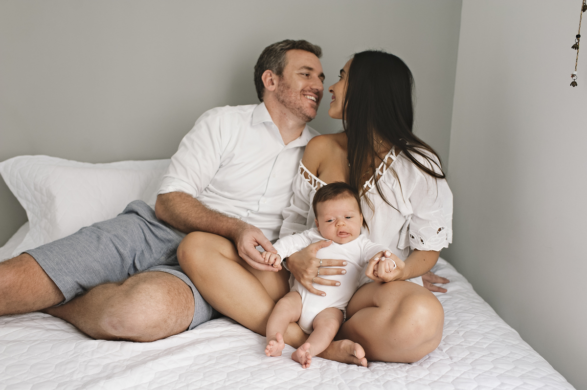 ensaio lifestyle, lifestyle barra da tijuca, lifestyle recreio, lifestyle leblon, lifestyle ipanema, fotos de bebê, fotos em casa, fotos de bebê em casa, ensaio de família, maternidade, fotógrafa newborn Barra da Tijuca, melhor fotógrafa newborn, abfrn