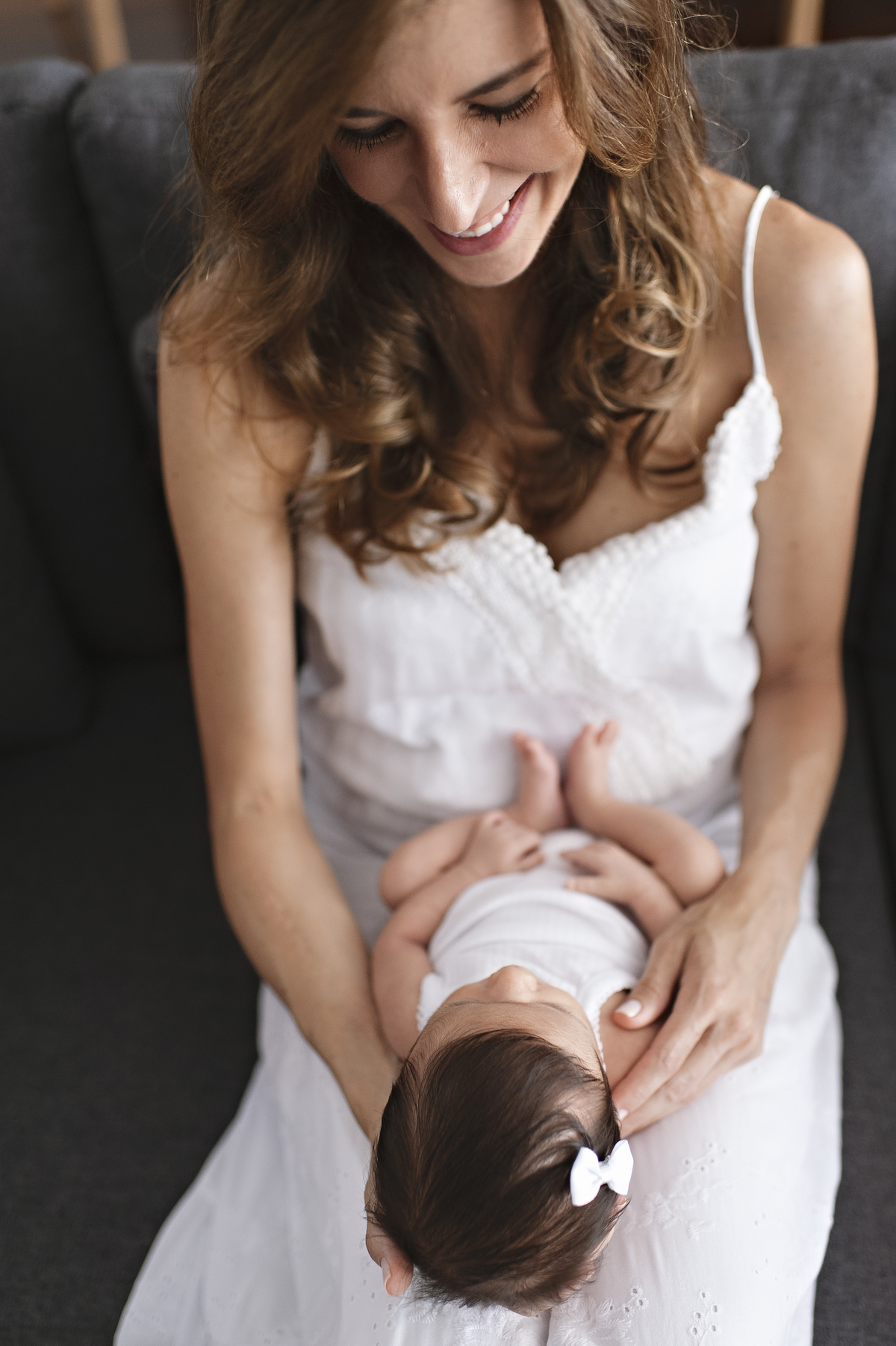 newborn lifestyle, newborn feito em casa, ensaio lifestyle, foto de bebê na zona sul, ensaio de família, melhor fotógrafa de bebês do Rio, fotos em casa, foto de bebê, fotografia infantil, acompanhamento de bebês, fotógrafa premiada, rita rodrigues 