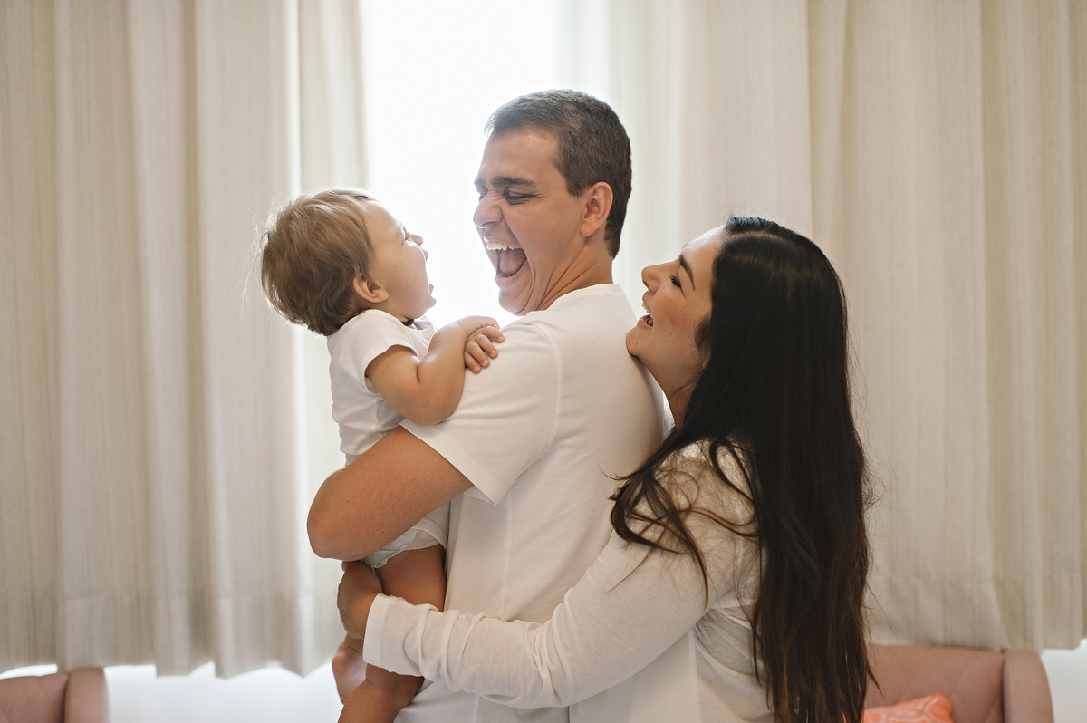 acompanhamento, acompanhamento fotográfico de bebês, acompanhamento em casa, ensaio lifestyle, fotos em casa, fotografia de bebê, zona sul, fotografia de bebê em ipanema, fotos de bebês no leblon, fotos de família na zona sul, melhor fotógrafa de bebês