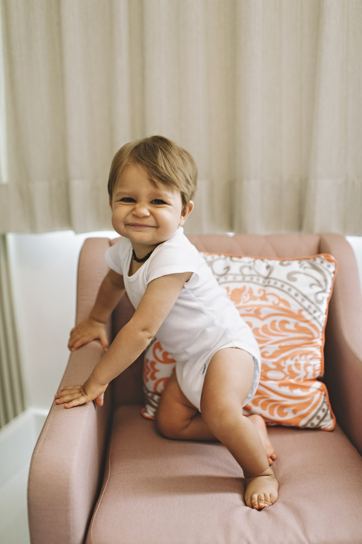 acompanhamento, acompanhamento fotográfico de bebês, acompanhamento em casa, ensaio lifestyle, fotos em casa, fotografia de bebê, zona sul, fotografia de bebê em ipanema, fotos de bebês no leblon, fotos de família na zona sul, melhor fotógrafa de bebês