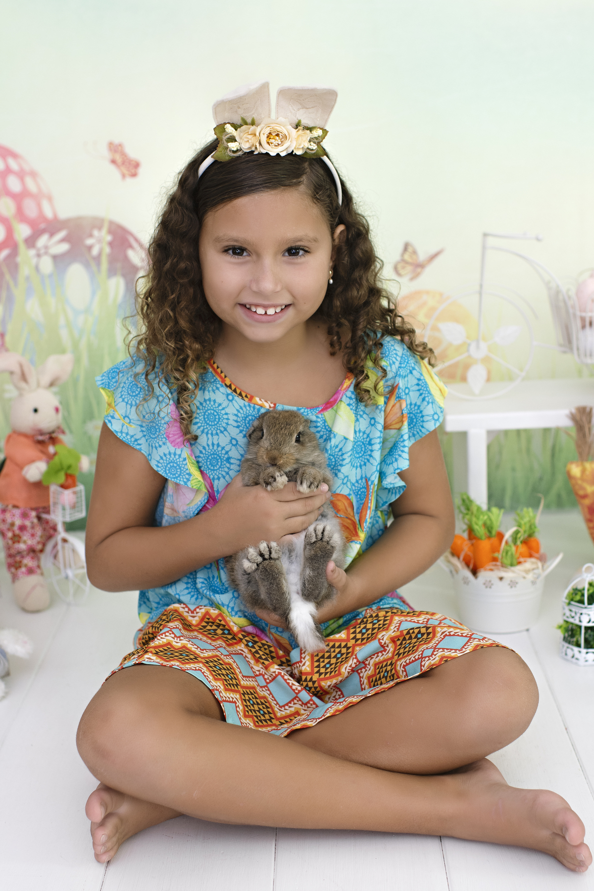 Páscoa, mini sessão de Páscoa, coelhinho da páscoa, ensaios de páscoa, Barra da Tijuca, estúdio da barra da tijuca, ensaio com coelhinho. ensaio temático, fotografia infantil, rita rodrigues fotografia, embaixadora da ABFRN, melhor fotógrafa newborn Rio