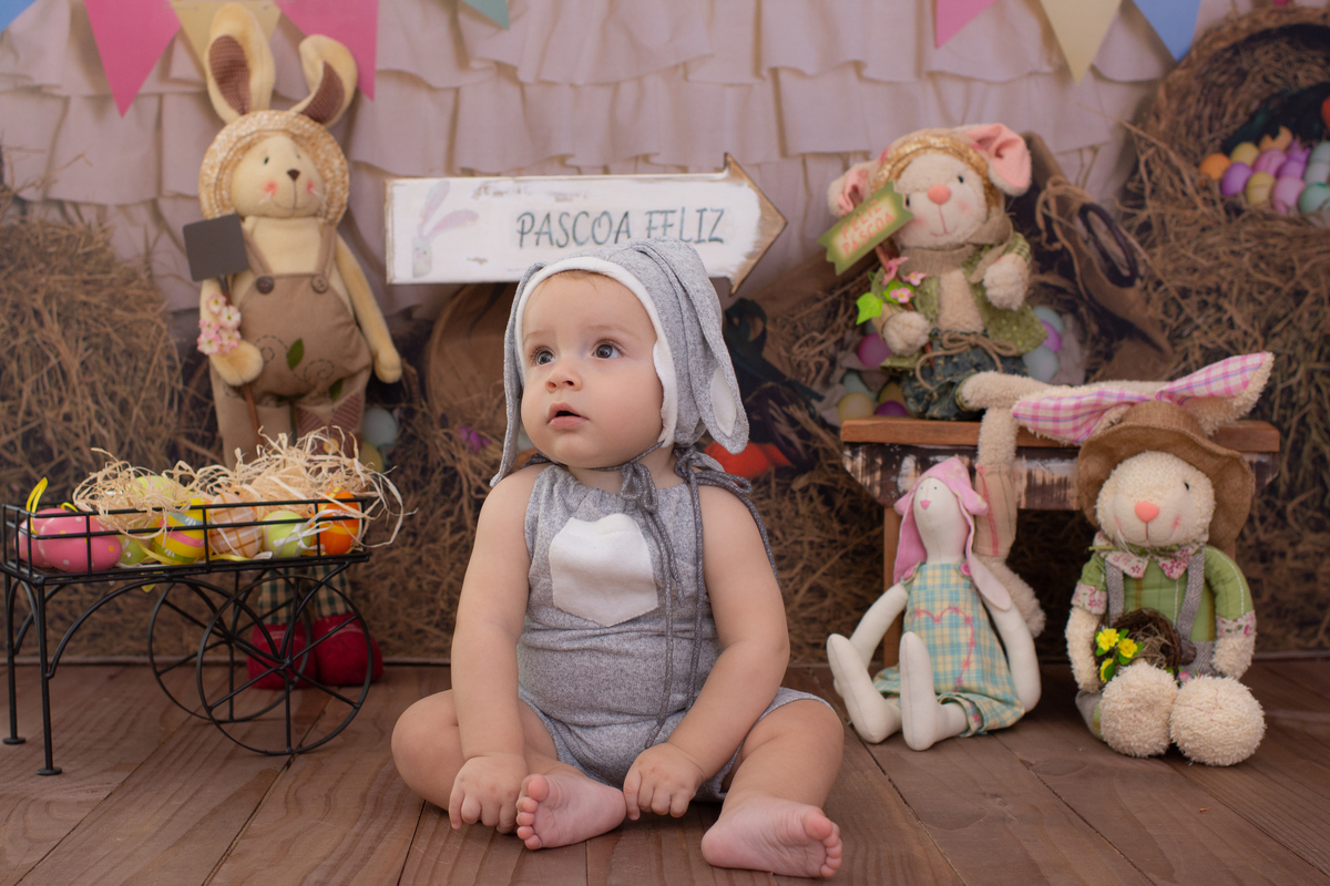 mini sessão de páscoa, ensaio de bebê, estúdio fotográfico na barra da tijuca, ensaio de páscoa, fotos de páscoa, fotos de bebê, ensaio fotográfico infantil, melhor fotógrafa na barra da tijuca, 