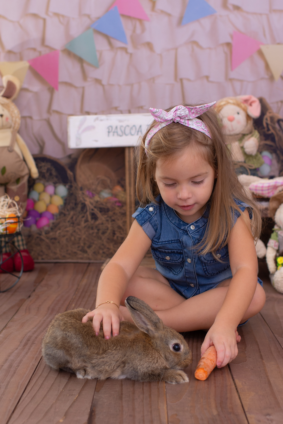 Mini sessão de Páscoa, fotos de páscoa na barra da tijuca, ensaio de páscoa, ensaio infantil, fotografia infantil, coelhinho da páscoa, foto de bebê, fotografia infantil, estúdio fotográfico barra da tijuca, melhor fotógrafa de bebês no rio de janeiro