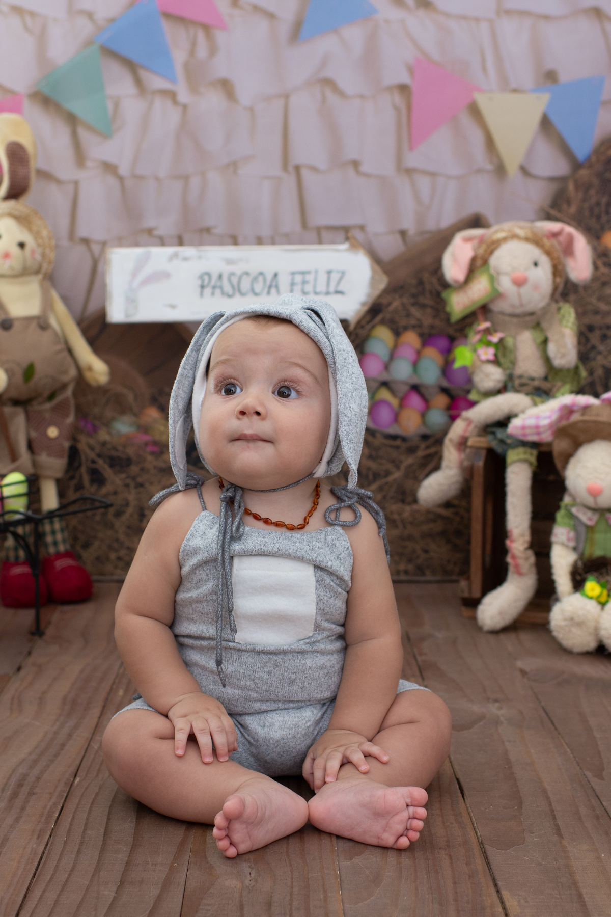 Mini sessão de Páscoa, Páscoa, ensaio de páscoa, estudio na barra da tijuca, melhor fotógrafa de bebês do Rio de Janeiro, melhor fotógrafa newborn da barra da tijuca, ensaios de bebês, fotos de bebês, fotos de Páscoa