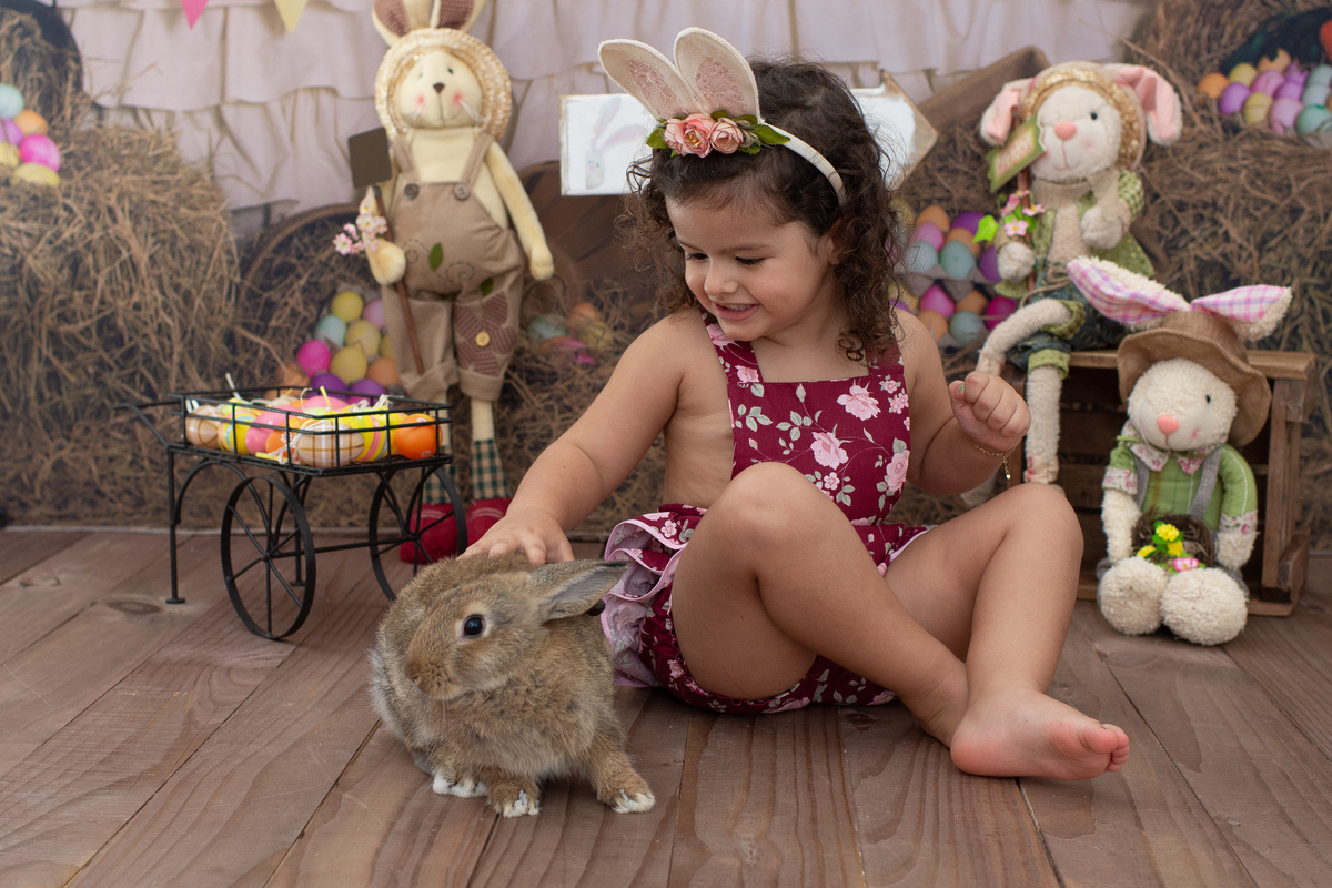 mini sessão de páscoa, coelhinho da páscoa, ensaio de páscoa na barra da tijuca, melhor fotógrafa na barra da tijuca, melhor fotógrafa newborn no rio de janeiro, fotografia infantil, foto de bebês, fotógrafa newborn, rita kessler, rita rodrigues
