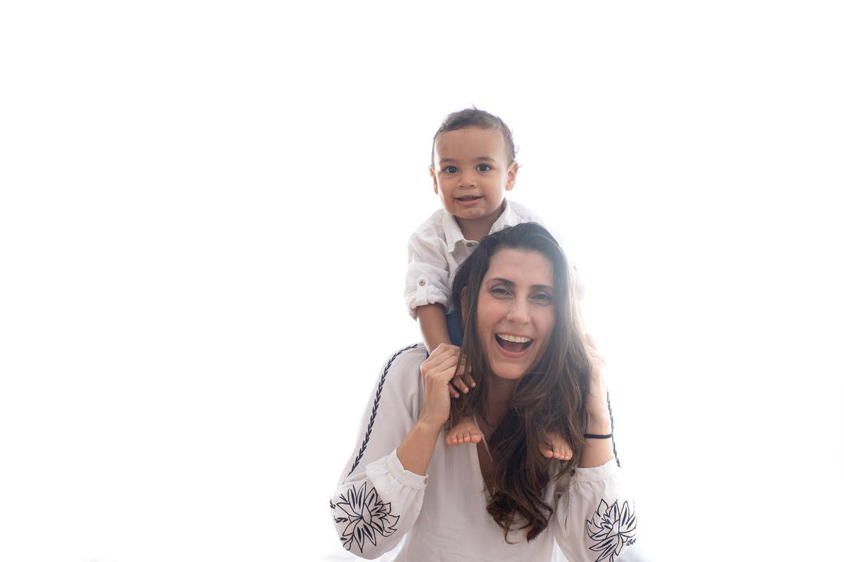 dia das mães, mini sessão de dia das mães, estúdio na barra da tijuca, fotografia infantil na barra da tijuca, melhor fotógrafa newborn no rio de janeiro, fotografia de bebês, embaixadora da abfrn, acompanhamentos fotográficos, rita rodrigues fotografia
