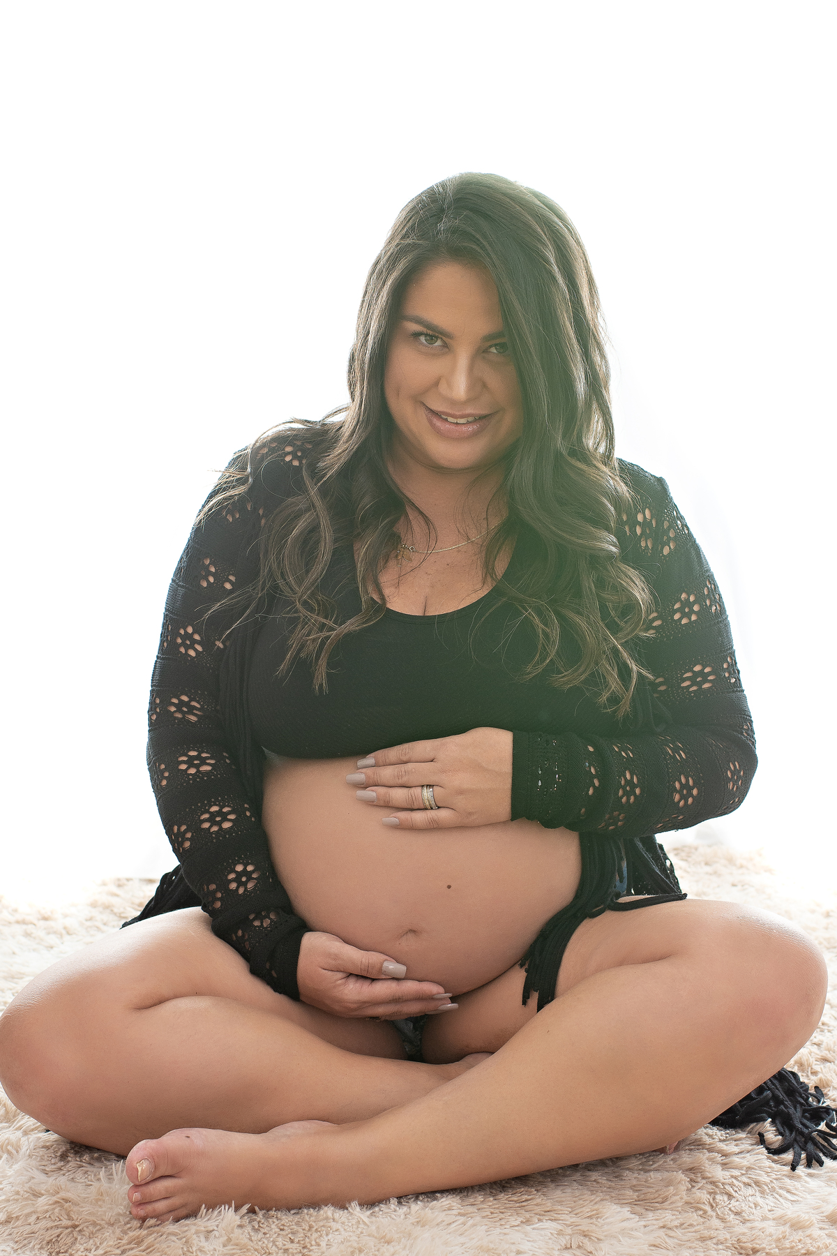 ensaio de gestante, gestante em estúdio, barra da tijuca, foto de grávida, gestação saudável, gestante e bela, fotografia de gestante, melhor fotógrafa da barra, fotografia gestante e newborn, gestante estilosa, grávida e feliz, lindas fotos de gestante 