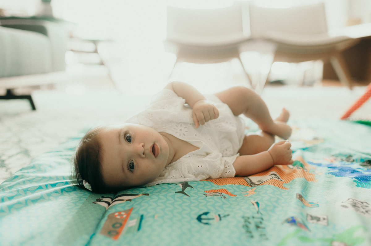 melhor fotógrafa de bebês no Rio de Janeiro, best newborn photographer in Rio, fotografia de bebês, acompanhamento fotográfico, ensaio fotográfico de bebê, rita rodrigues fotografia, ensaio lifestyle, fotos de bebê em casa, acompanhamento trimestral 