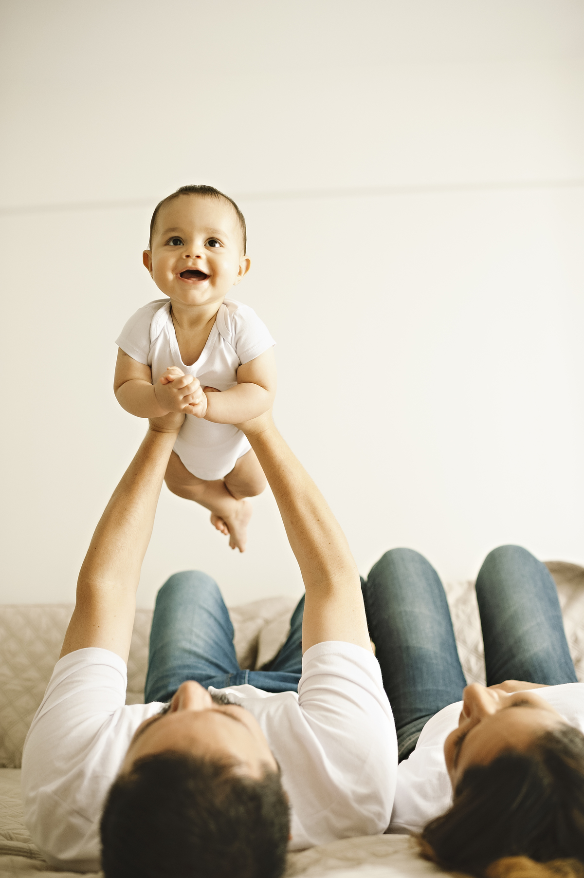 foto de bebê, acompanhamento fotográfico de bebês, ensaio lifestyle, melhor fotógrafa newborn do Rio, embaixadora da ABFRN no Rio de Janeiro, fotografia infantil, acompanhamento quadrimestral, acompanhamento trimestral, fotografia infantil na barra
