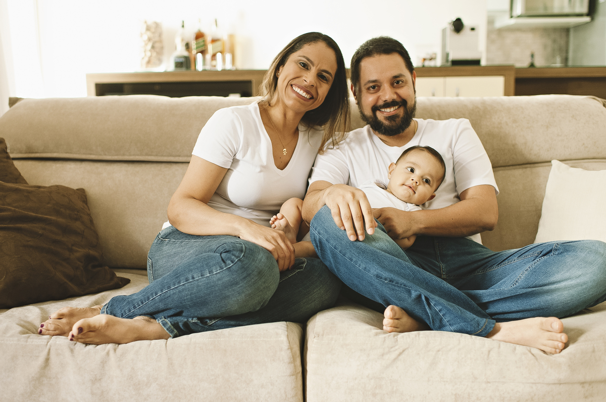 foto de bebê, acompanhamento fotográfico de bebês, ensaio lifestyle, melhor fotógrafa newborn do Rio, embaixadora da ABFRN no Rio de Janeiro, fotografia infantil, acompanhamento quadrimestral, acompanhamento trimestral, fotografia infantil na barra

