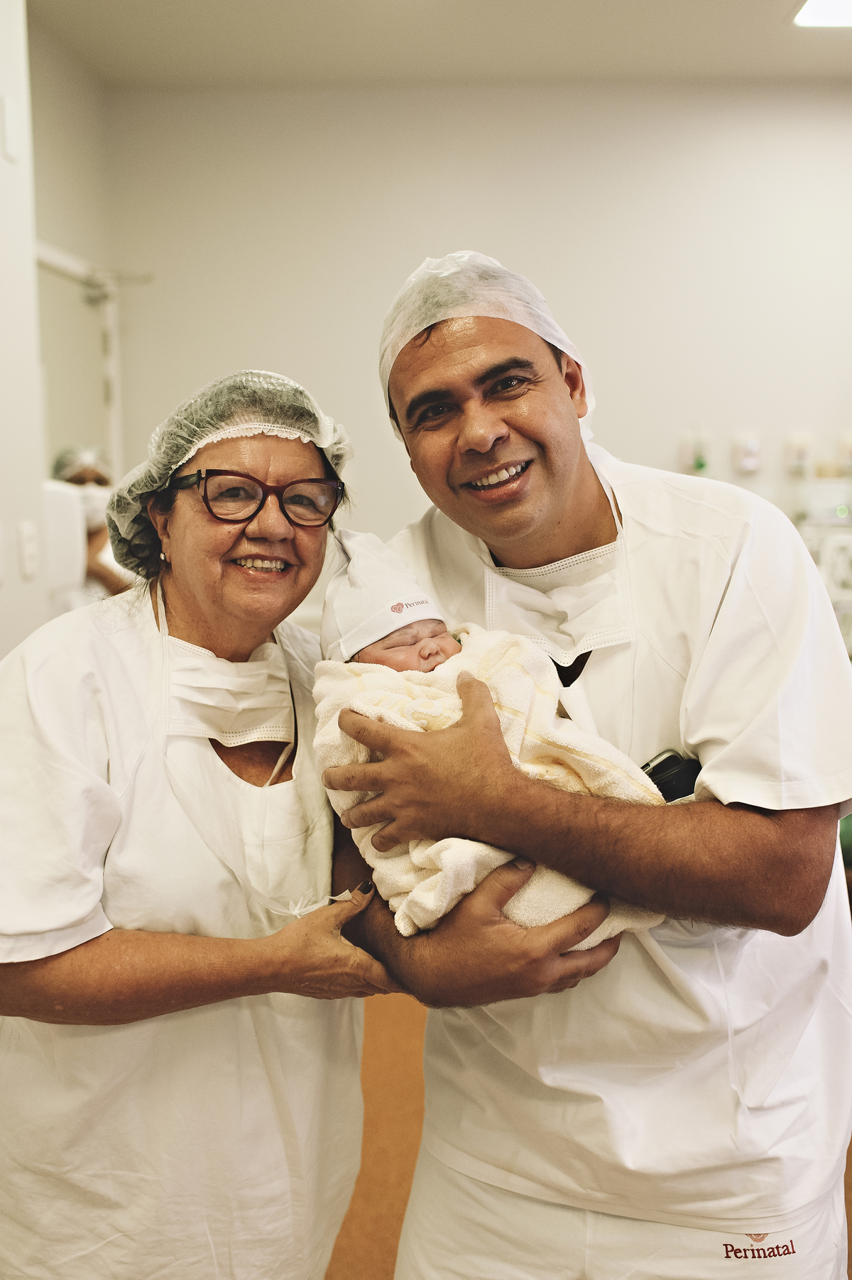 fotografia de parto, parto, registro fotofráfico de parto, melhor fotógrafa newborn do Rio, embaixadora da ABFRN, cesárea, parto humanizado, fotógrafa de parto, fotógrafa newborn, perinatal, rita rodrigues fotografia