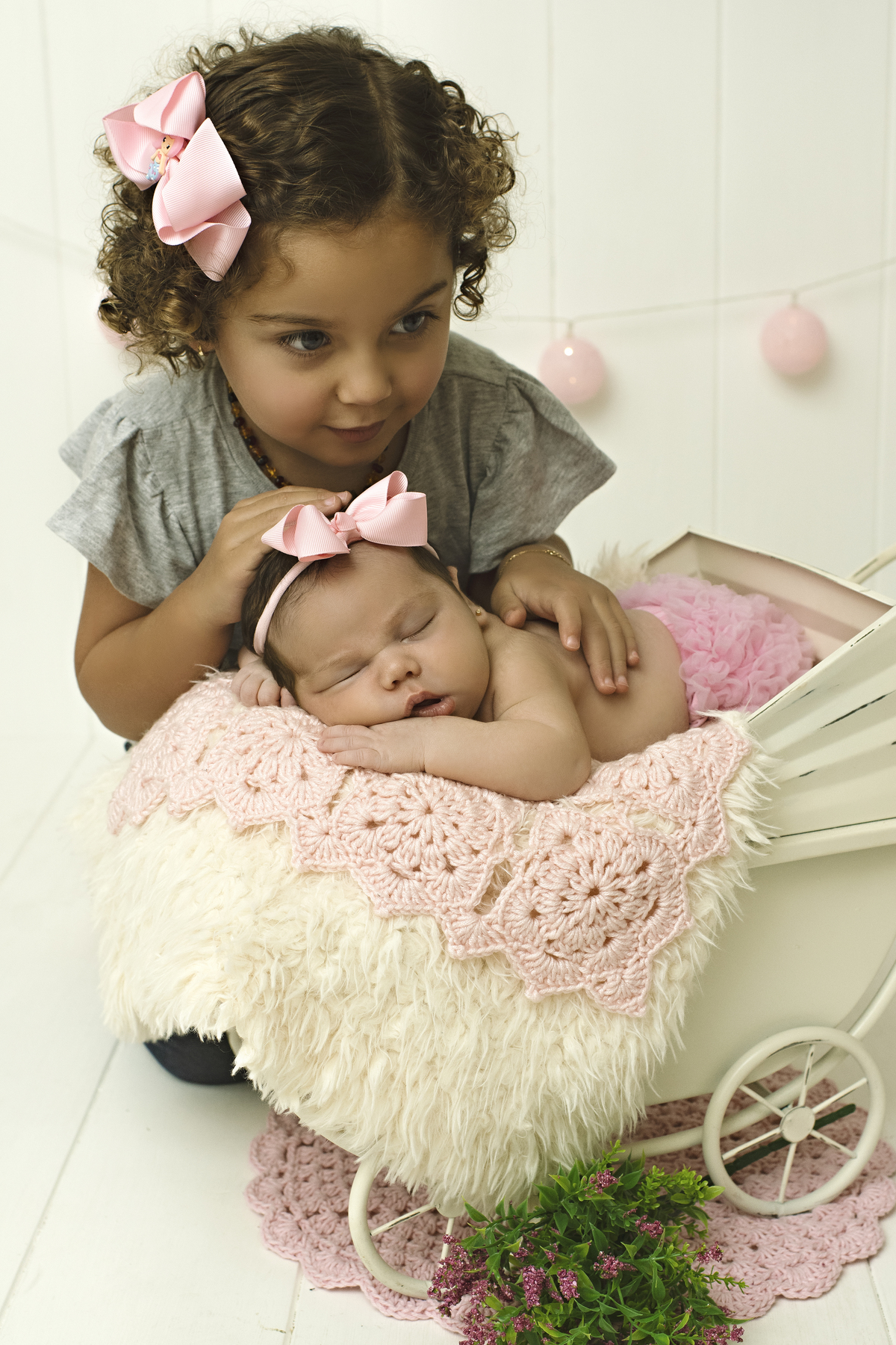 fotografia newborn, foto de recém-nascido, newborn barra da tijuca, melhor fotógrafa newborn do Rio, embaixadora da ABFRN, melhor fotógrafa de recém-nascidos do Rio, estúdio na barra da tijuca, ensaio newborn barra, rita rodrigues fotografia