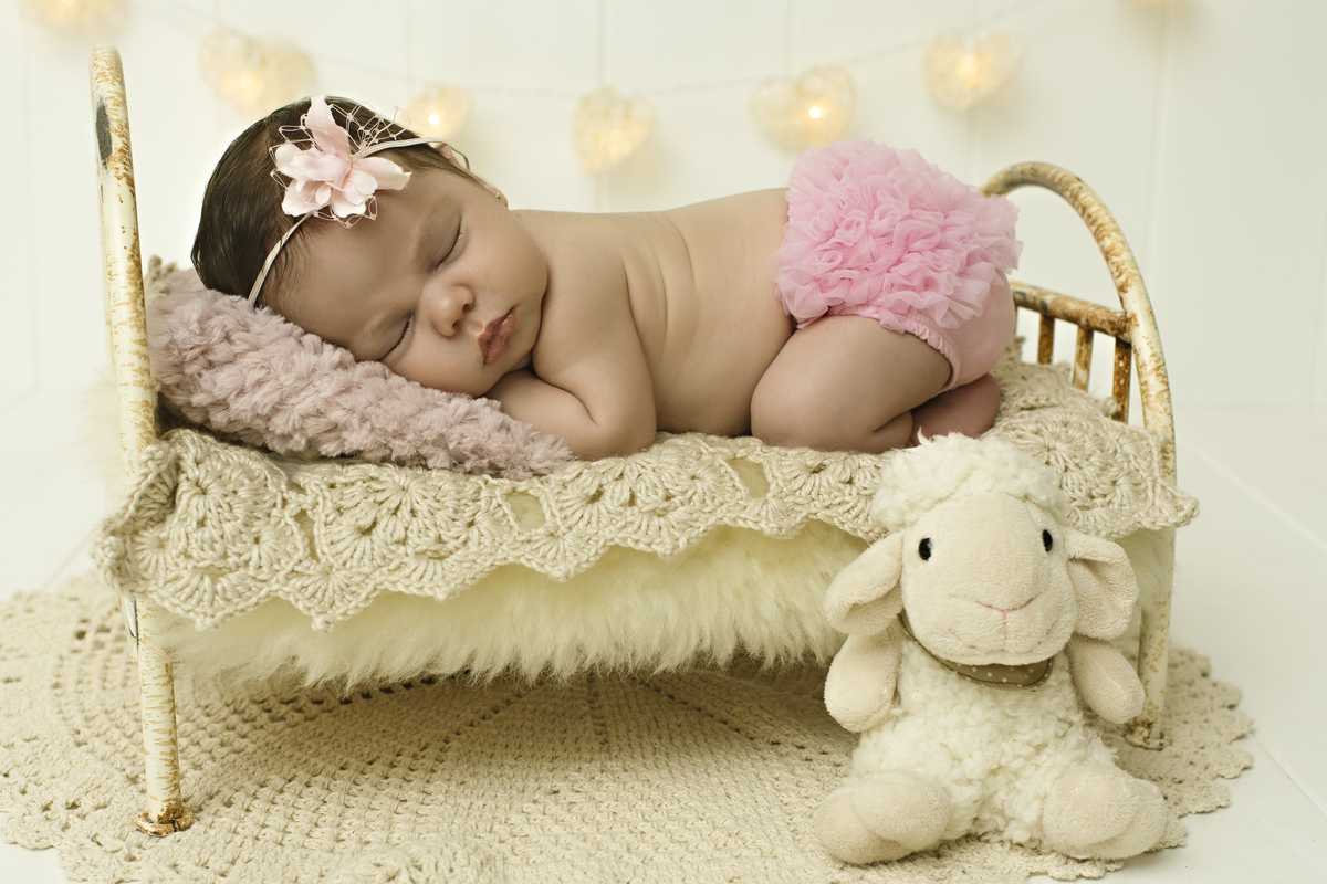 fotografia newborn, foto de recém-nascido, newborn barra da tijuca, melhor fotógrafa newborn do Rio, embaixadora da ABFRN, melhor fotógrafa de recém-nascidos do Rio, estúdio na barra da tijuca, ensaio newborn barra, rita rodrigues fotografia