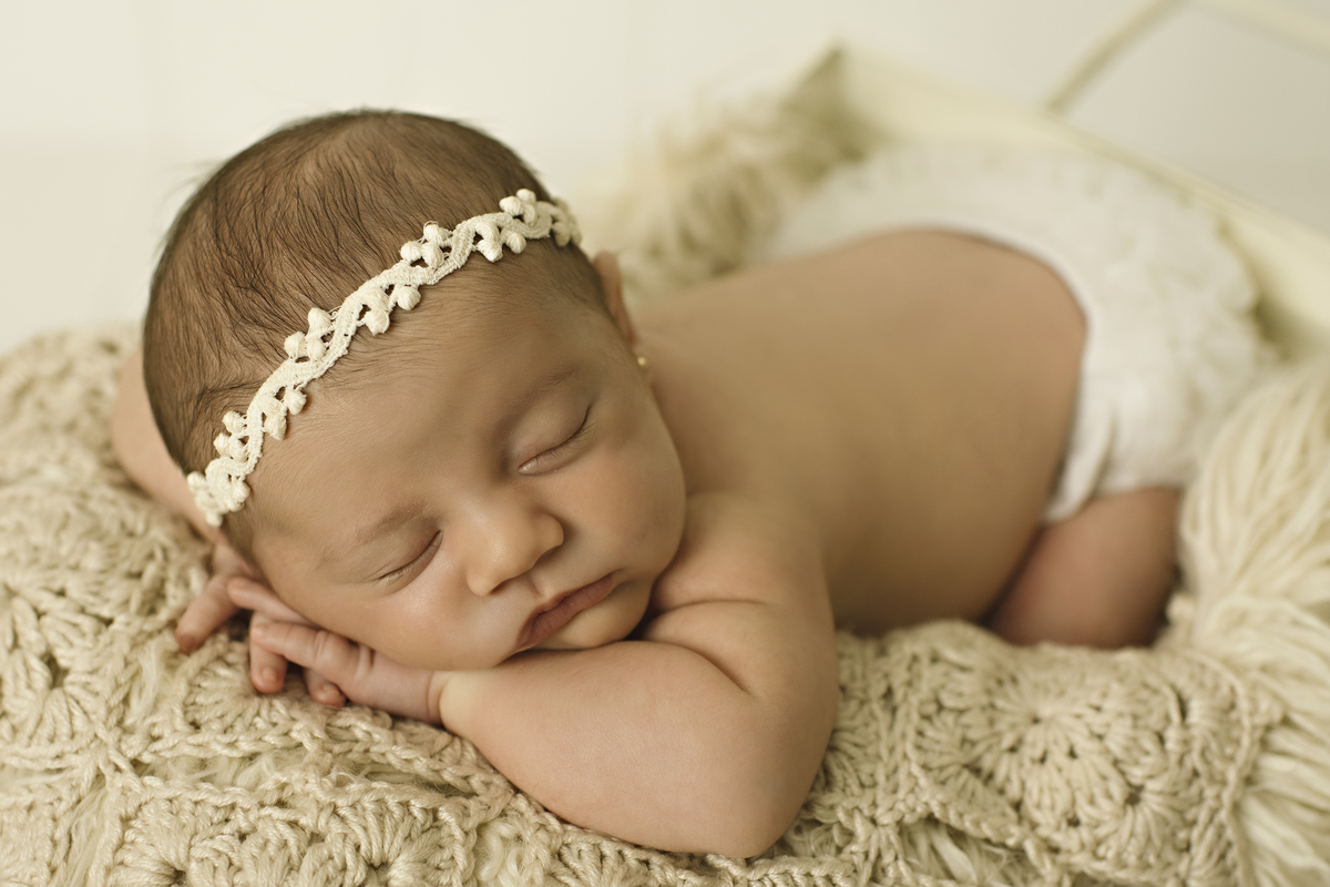 fotografia newborn, foto de recém-nascido, newborn barra da tijuca, melhor fotógrafa newborn do Rio, embaixadora da ABFRN, melhor fotógrafa de recém-nascidos do Rio, estúdio na barra da tijuca, ensaio newborn barra, rita rodrigues fotografia, making of