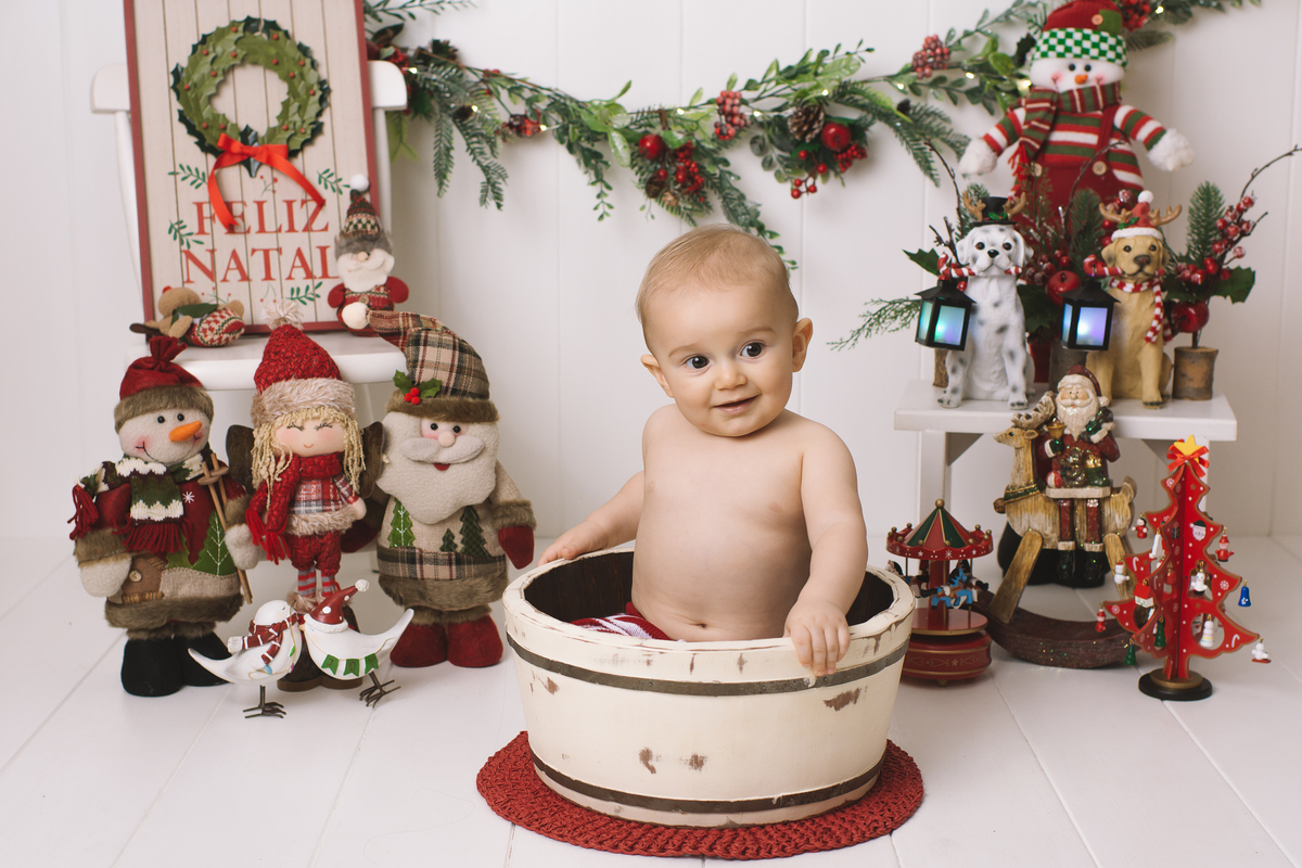 mini sessão de natal solidário, fotos de natal, ensaio de natal, fotografia infantil, foto de bebê, acompanhamento de bebês, acompanhamento fotográfico de bebês, estúdio fotográfico infantil Barra da Tijuca, melhor fotógrafa de bebês