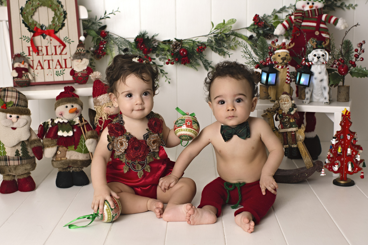 acompanhamento de bebê, acompanhamento fotográfico barra da tijuca, acompanhamento de gêmeos, fotos de gêmeos, acompanhamento trimestral, acompanhamento quadrimestral, fotos de bebê, fotografia infantil, estúdio fotográfico barra da tijuca