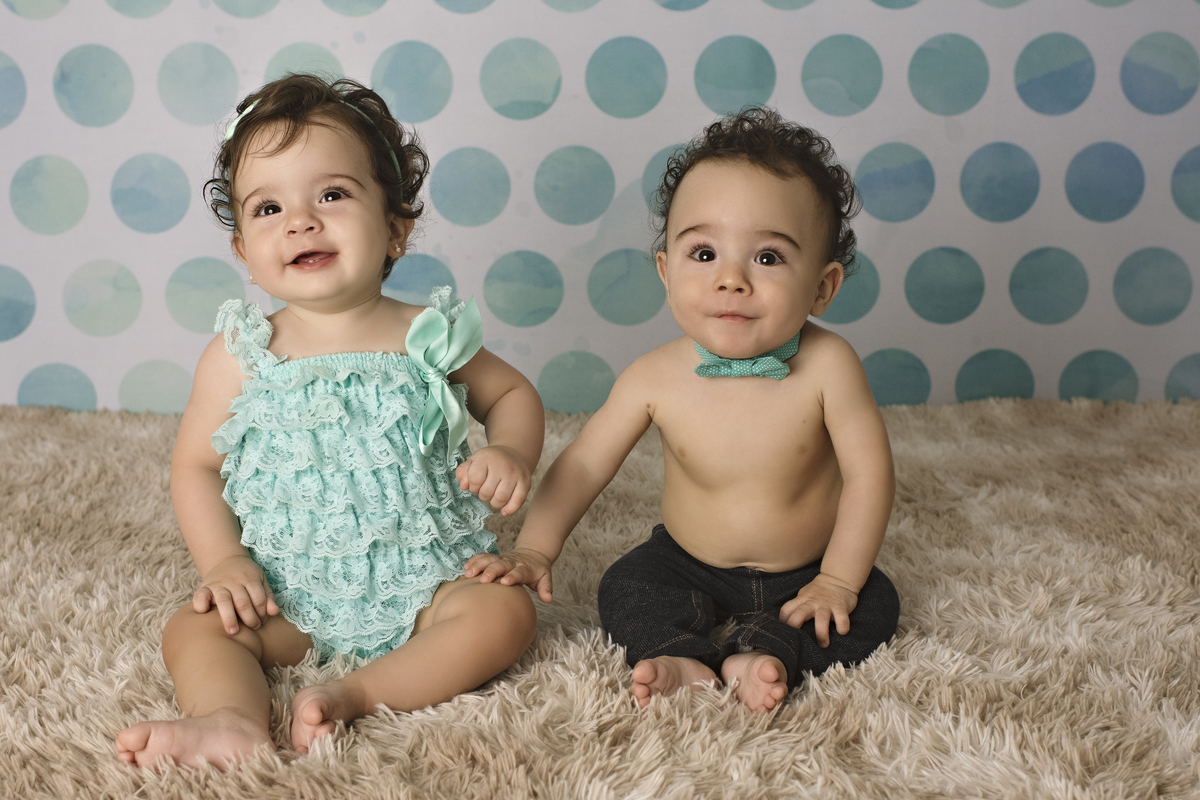 acompanhamento de bebê, acompanhamento fotográfico barra da tijuca, acompanhamento de gêmeos, fotos de gêmeos, acompanhamento trimestral, acompanhamento quadrimestral, fotos de bebê, fotografia infantil, estúdio fotográfico barra da tijuca
