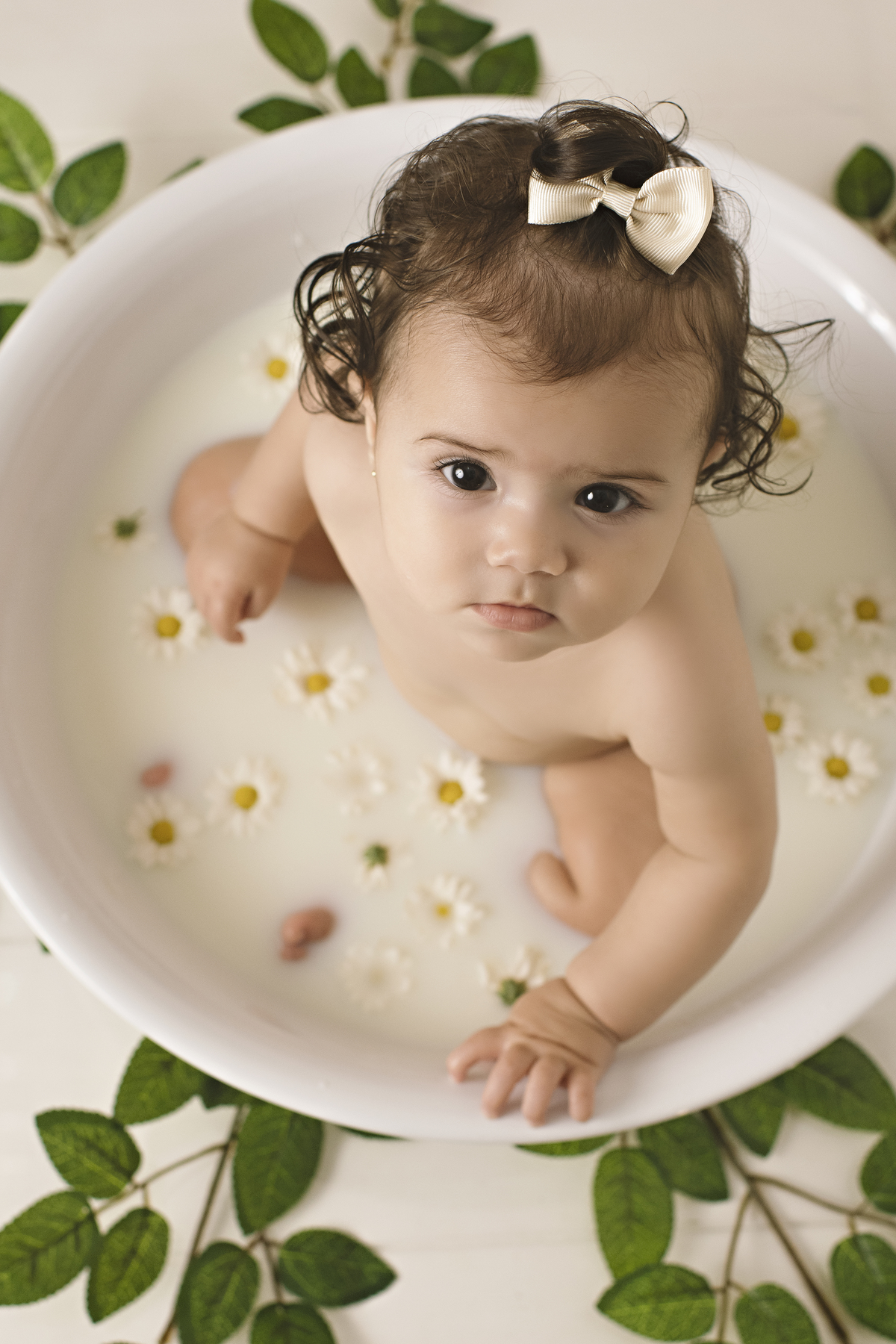 milk bath, banho de flores, banho de frutas, banho de bebê, banho de leite, ensaio milk bath, acompanhamento de bebê, milk bath barra da tijuca, banho de flores barra da tijuca, melhor fotógrafa de bebês da barra da tijuca, melhor fotógrafa newborn