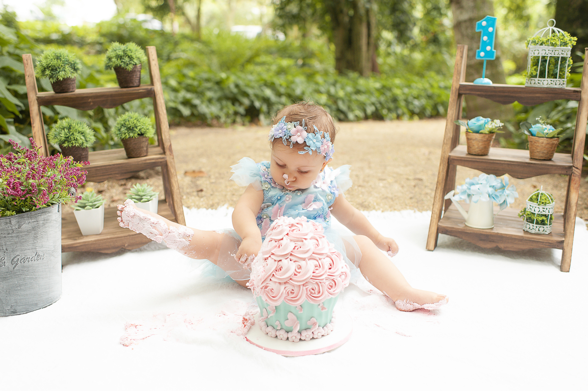 smash the cake, cake smash, fotografia infantil barra da tijuca, fotografia infantil barra da tijuca, newborn barra da tijuca, newborn rio de janeiro, best newborn photographer in rio, melhor fotógrafa newborn no rio, acompanhamento de bebês
