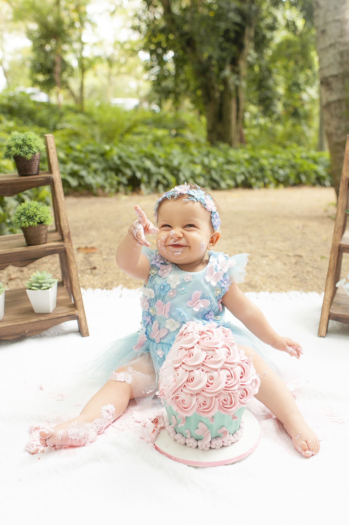 smash the cake, cake smash, fotografia infantil barra da tijuca, fotografia infantil barra da tijuca, newborn barra da tijuca, newborn rio de janeiro, best newborn photographer in rio, melhor fotógrafa newborn no rio, acompanhamento de bebês
