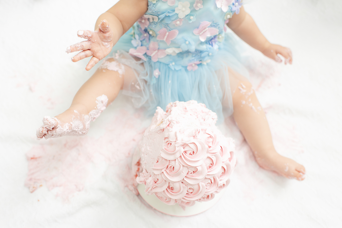 smash the cake, cake smash, fotografia infantil barra da tijuca, fotografia infantil barra da tijuca, newborn barra da tijuca, newborn rio de janeiro, best newborn photographer in rio, melhor fotógrafa newborn no rio, acompanhamento de bebês
