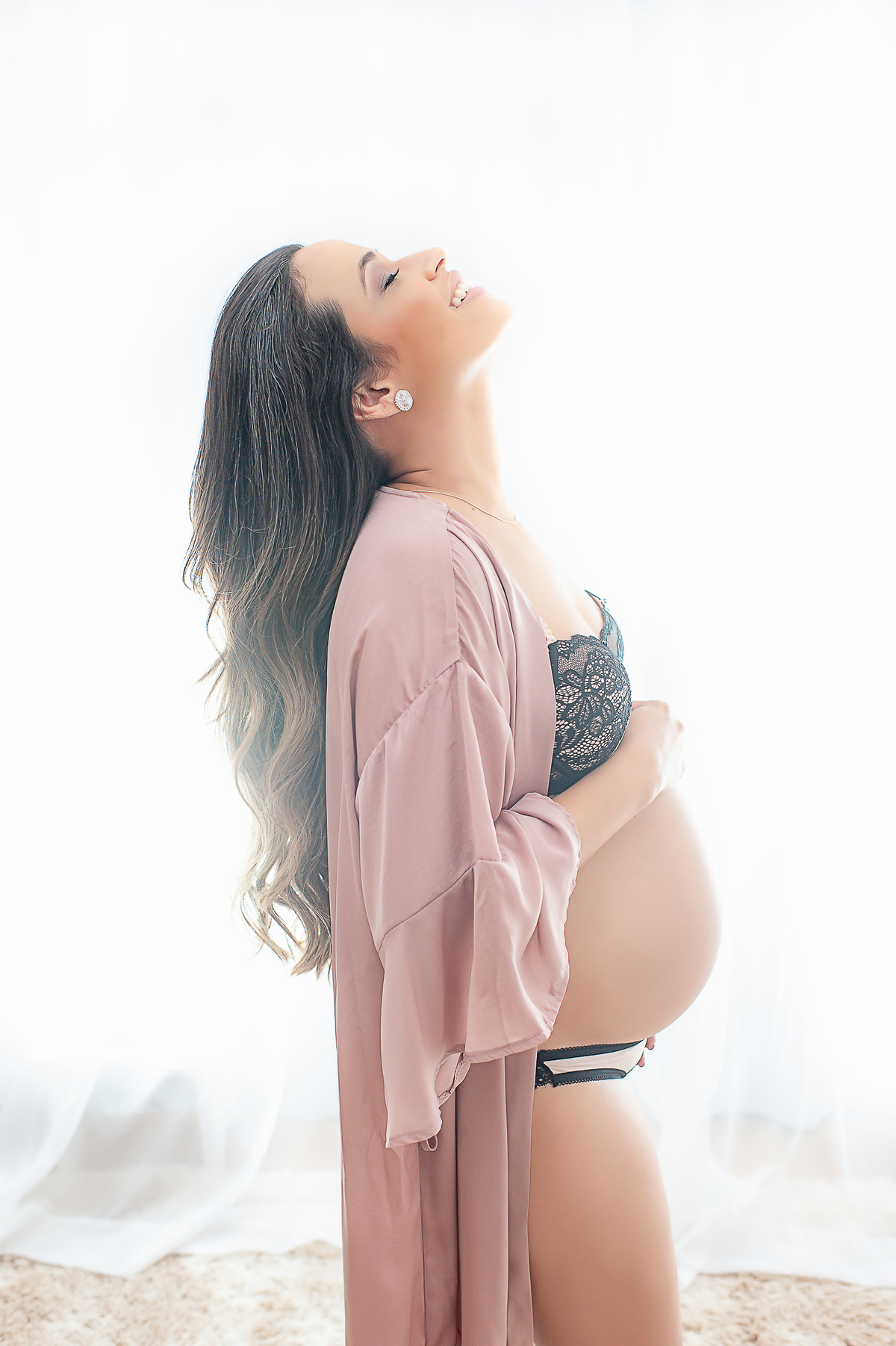 fotos de gestante, ensaio de gestante, gestante barra da tijuca, gestante em estúdio, fotos de gestante em estúdio, gestação saudável, fotos newborn barra da tijuca, newborn barra da tijuca, melhor fotógrafa newborn do rio