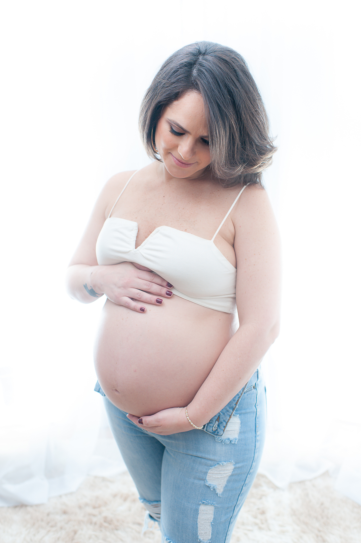 ensaio gestante, ensaio gestante barra da tijuca, ensaio gestante em estúdio, fotos de gestante, gestação saudável, gestante linda, ensaio gestante rio de janeiro, melhor fotógrafa newborn no rio, newborn barra da tijuca