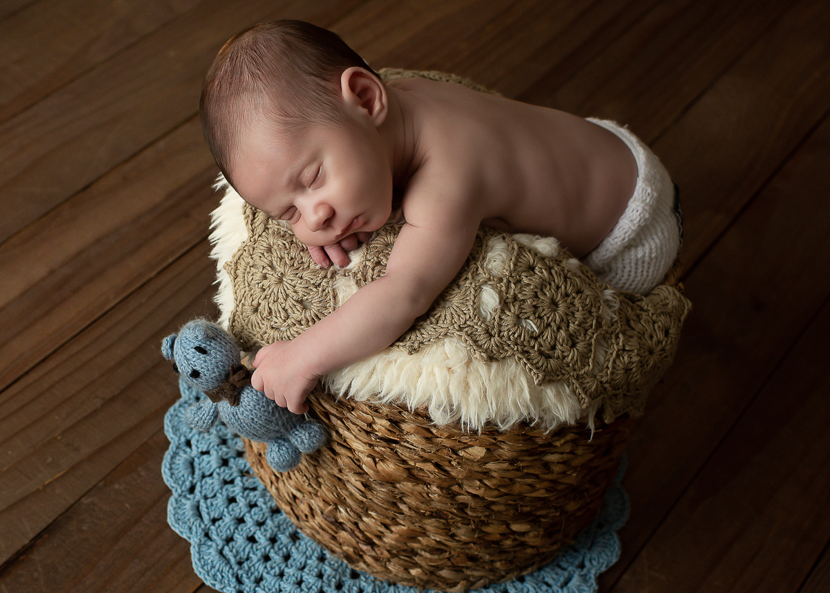 newbornrj, newborn rio de janeiro, newborn barra da tijuca, gestante parto e newborn, recém-nascido, foto de recém-nascido, newborn em estúdio, melhor fotógrafa newborn, melhor fotógrafa na barra da tijuca, newborn com segurança, fotógrafa experiente