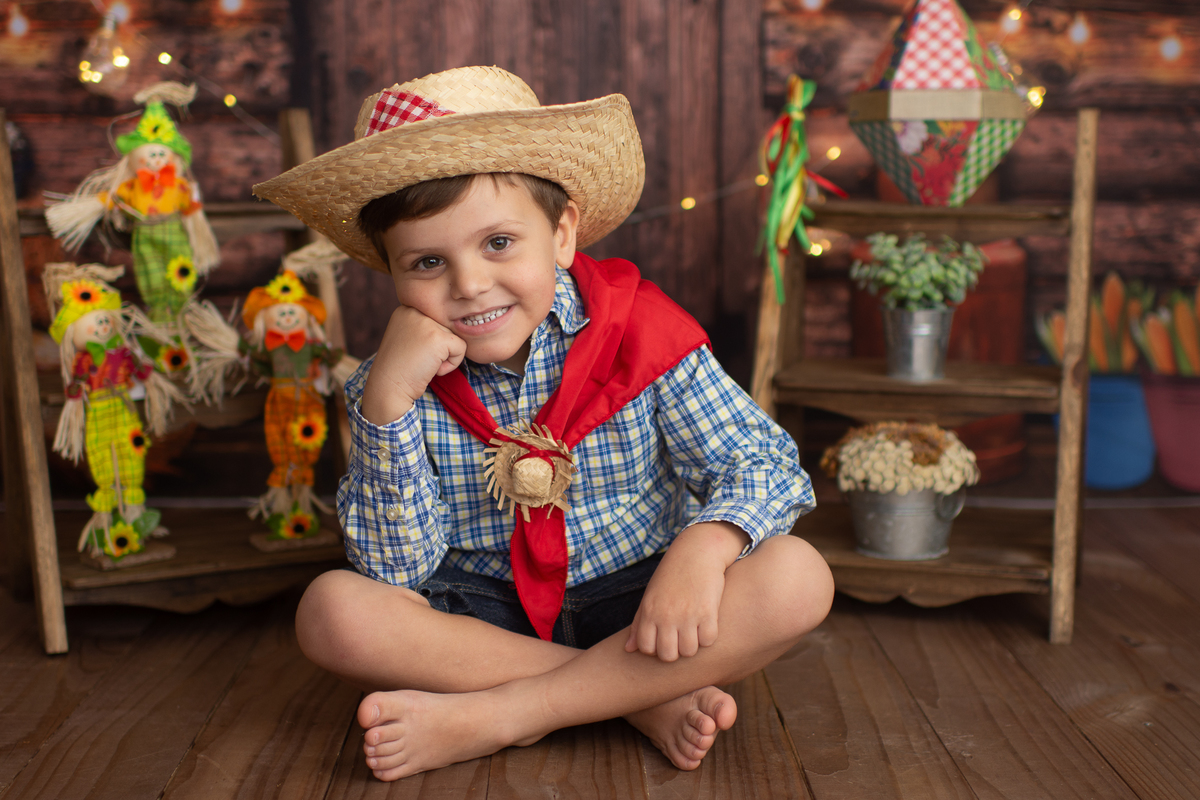 mini sessão de são joão, mini sessão festa junina, ensaio fotográfico infantil, estúdio fotográfico infantil barra da tijuca, fotografia infantil, festa junina, fotografia de gestante, parto, newborn, acompanhamento e crianças
