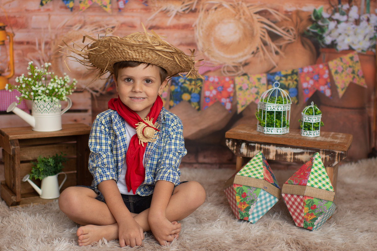mini sessão de são joão, mini sessão festa junina, ensaio fotográfico infantil, estúdio fotográfico infantil barra da tijuca, fotografia infantil, festa junina, fotografia de gestante, parto, newborn, acompanhamento e crianças
