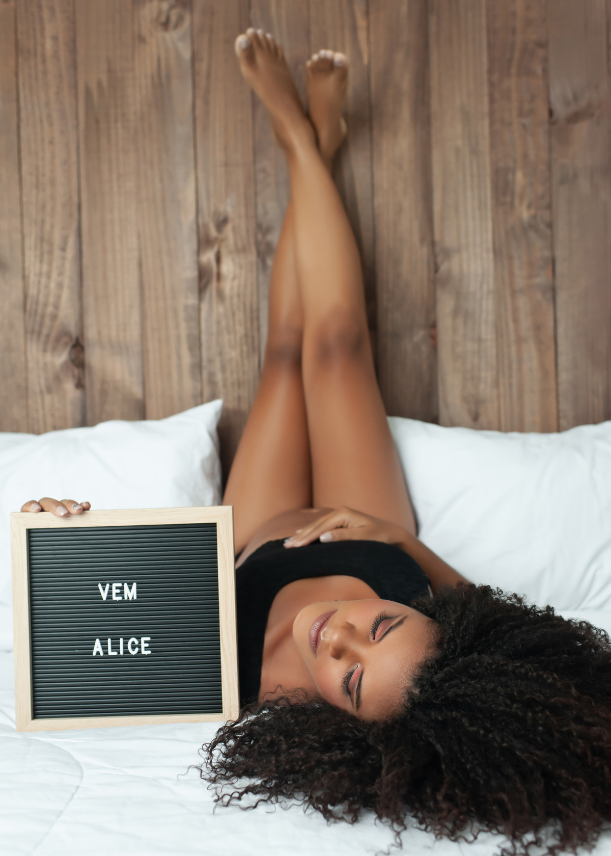 ensaio gestante barra da tijuca, gestante em estúdio, gestante casual, fotos de gestante, ensaio de gestante elegante, ensaio de gestante casual