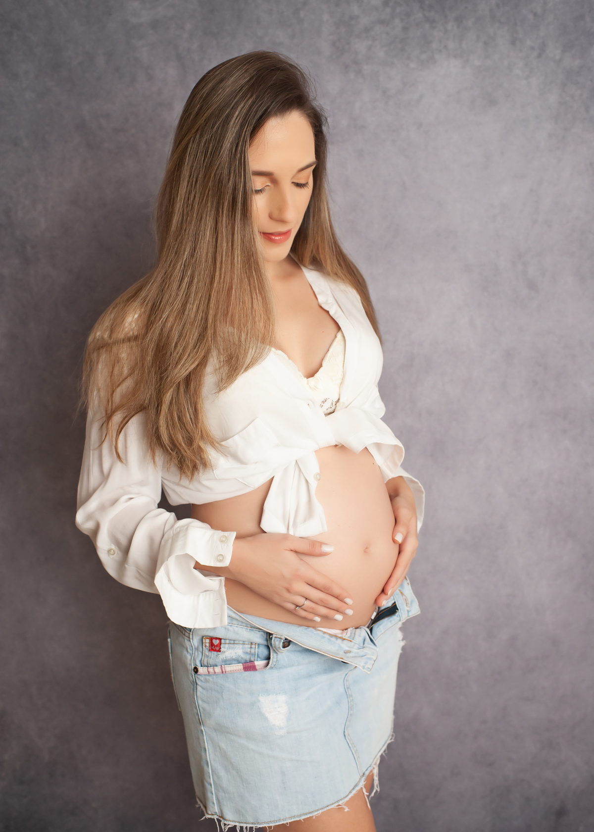 ensaio gestante barra da tijuca, gestante em estúdio, gestante casual, fotos de gestante, ensaio de gestante elegante, ensaio de gestante casual