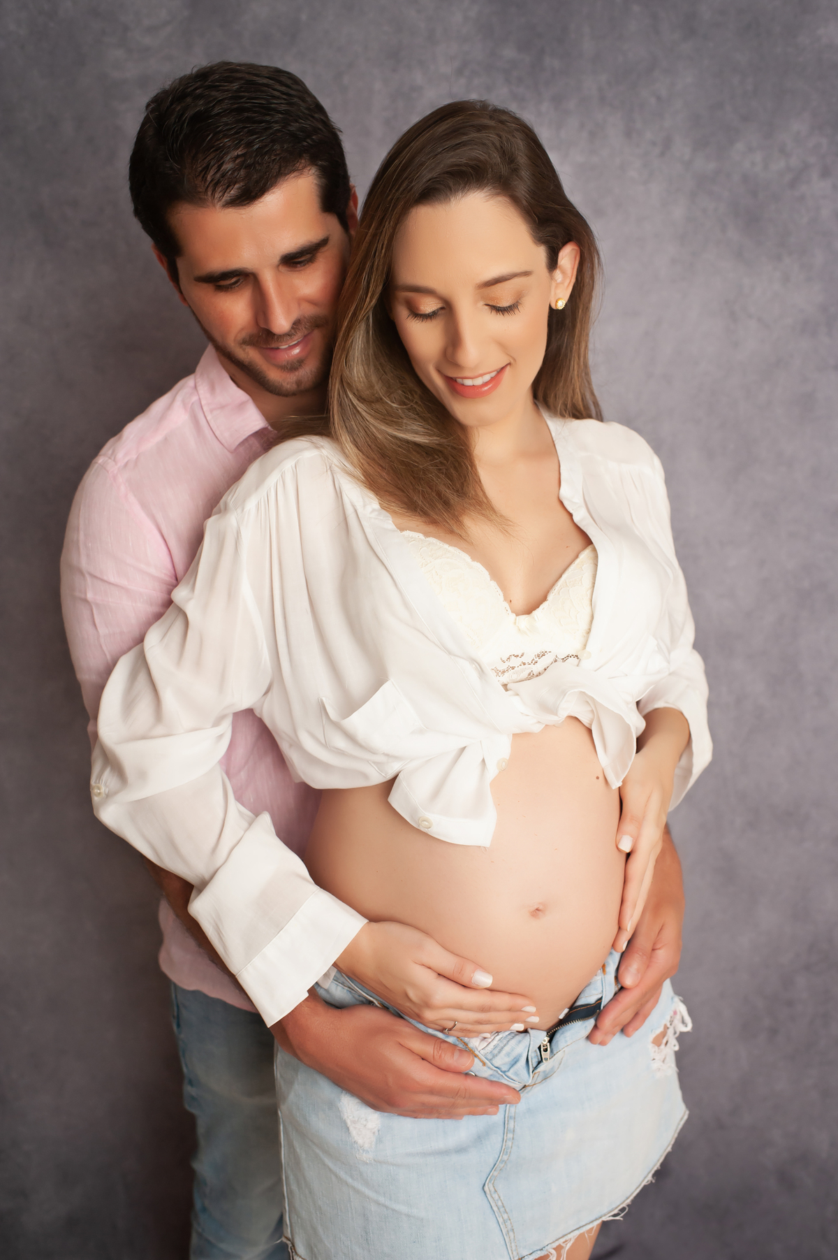 ensaio gestante barra da tijuca, gestante em estúdio, gestante casual, fotos de gestante, ensaio de gestante elegante, ensaio de gestante casual