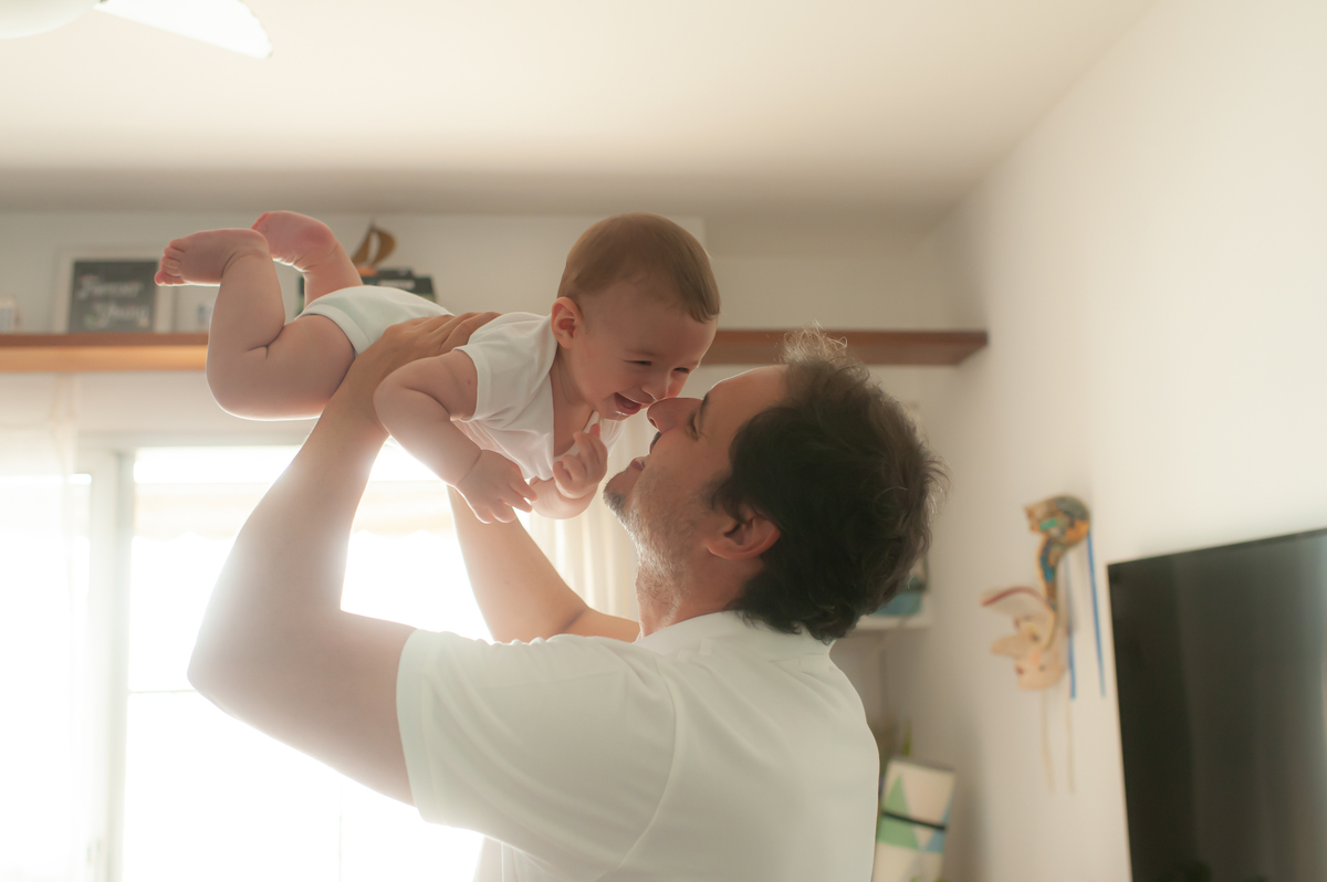 ensaio de familia, ensaio lifestyle, ensaio em casa, ensaio de bebe em casa, fotografia de familia, fotos de familia, fotos de bebe, foto de bebe em casa, registro do dia a dia do bebe, fotos newborn, newborn barra, foto de parto, foto de gestante 