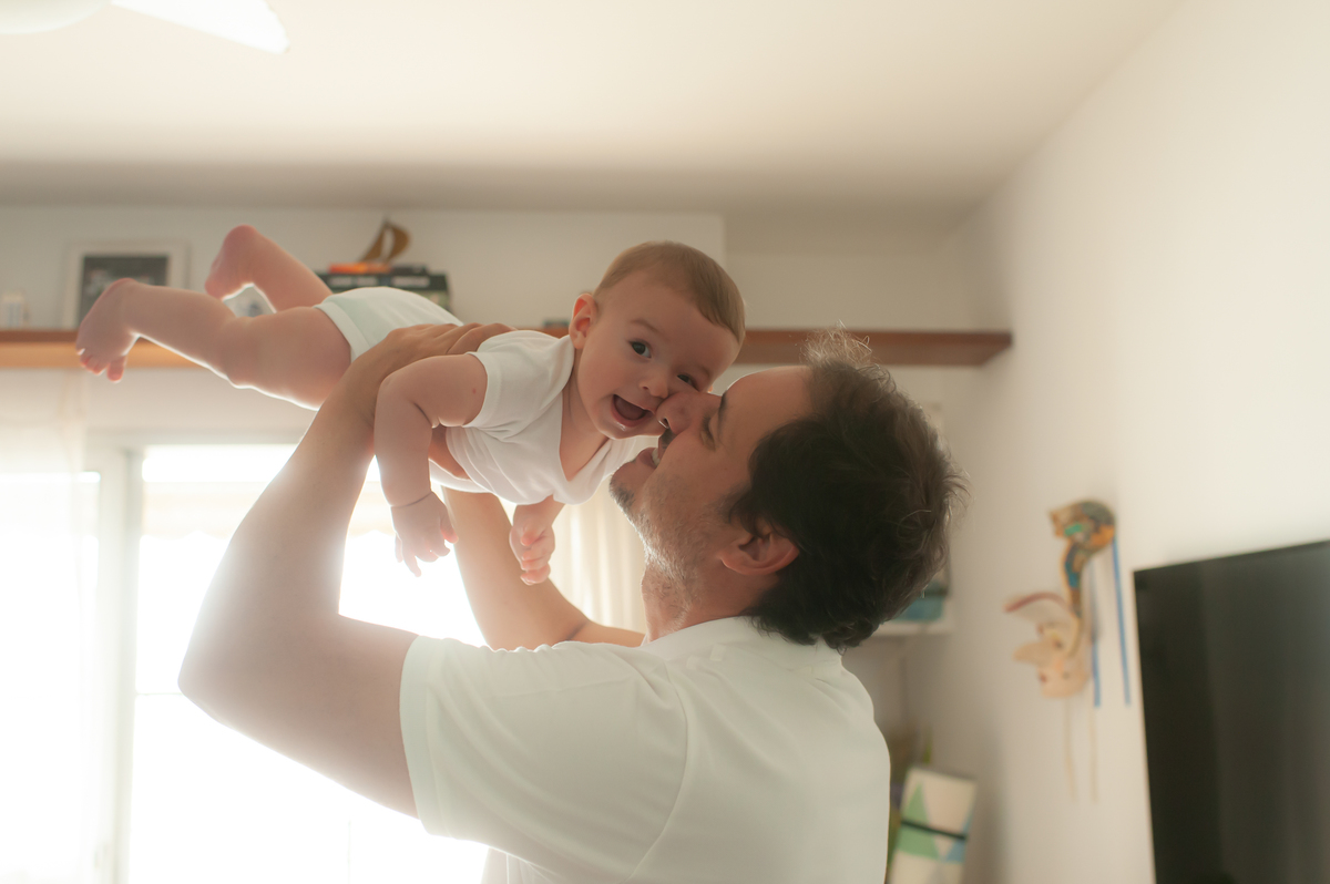 ensaio de familia, ensaio lifestyle, ensaio em casa, ensaio de bebe em casa, fotografia de familia, fotos de familia, fotos de bebe, foto de bebe em casa, registro do dia a dia do bebe, fotos newborn, newborn barra, foto de parto, foto de gestante 