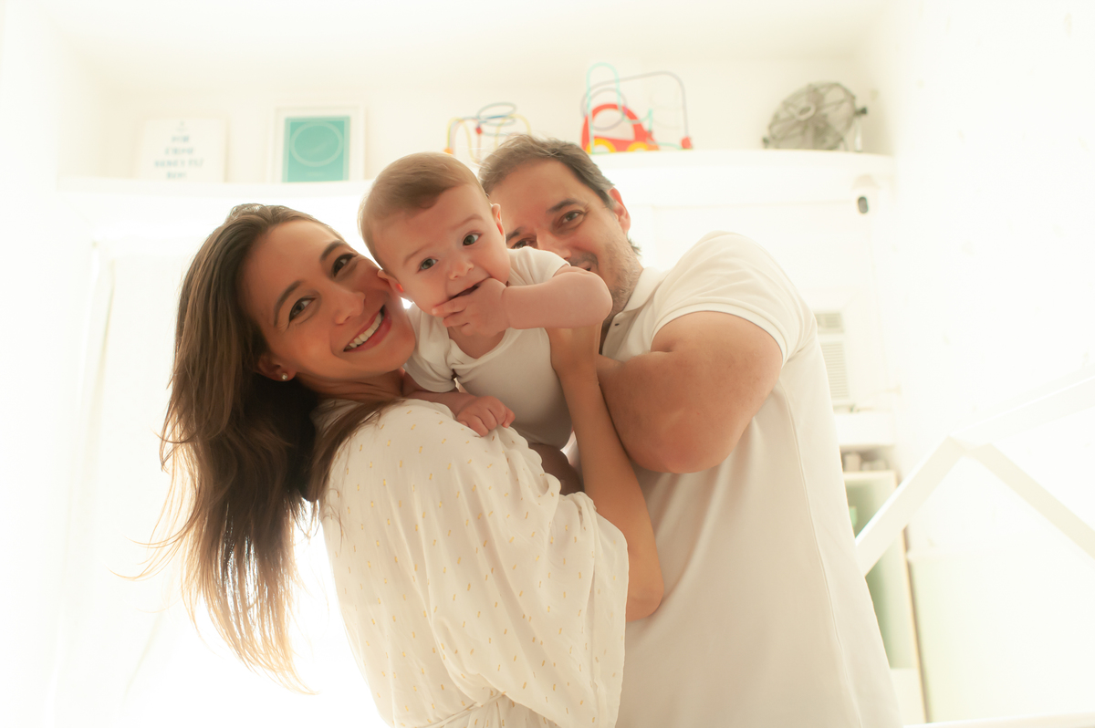 ensaio de familia, ensaio lifestyle, ensaio em casa, ensaio de bebe em casa, fotografia de familia, fotos de familia, fotos de bebe, foto de bebe em casa, registro do dia a dia do bebe, fotos newborn, newborn barra, foto de parto, foto de gestante 