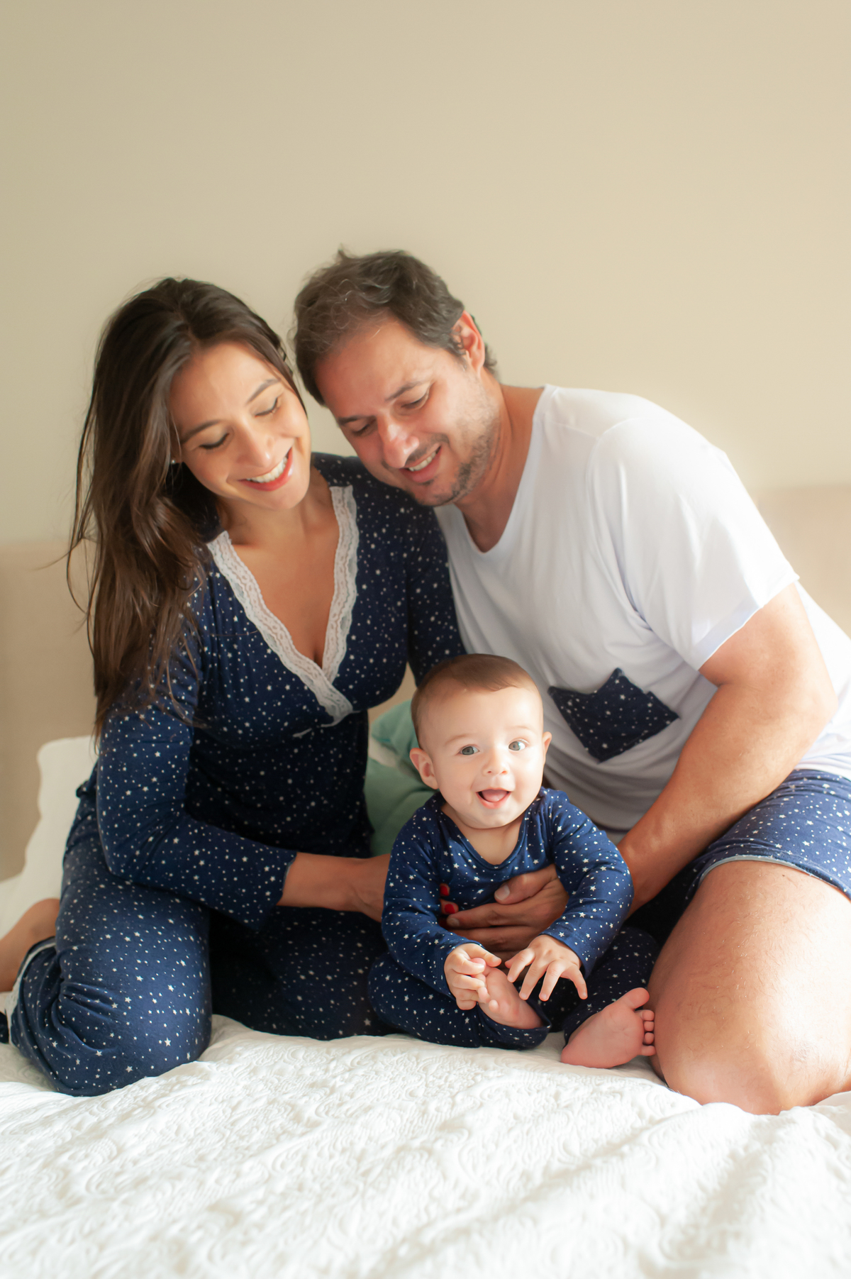 ensaio de familia, ensaio lifestyle, ensaio em casa, ensaio de bebe em casa, fotografia de familia, fotos de familia, fotos de bebe, foto de bebe em casa, registro do dia a dia do bebe, fotos newborn, newborn barra, foto de parto, foto de gestante 