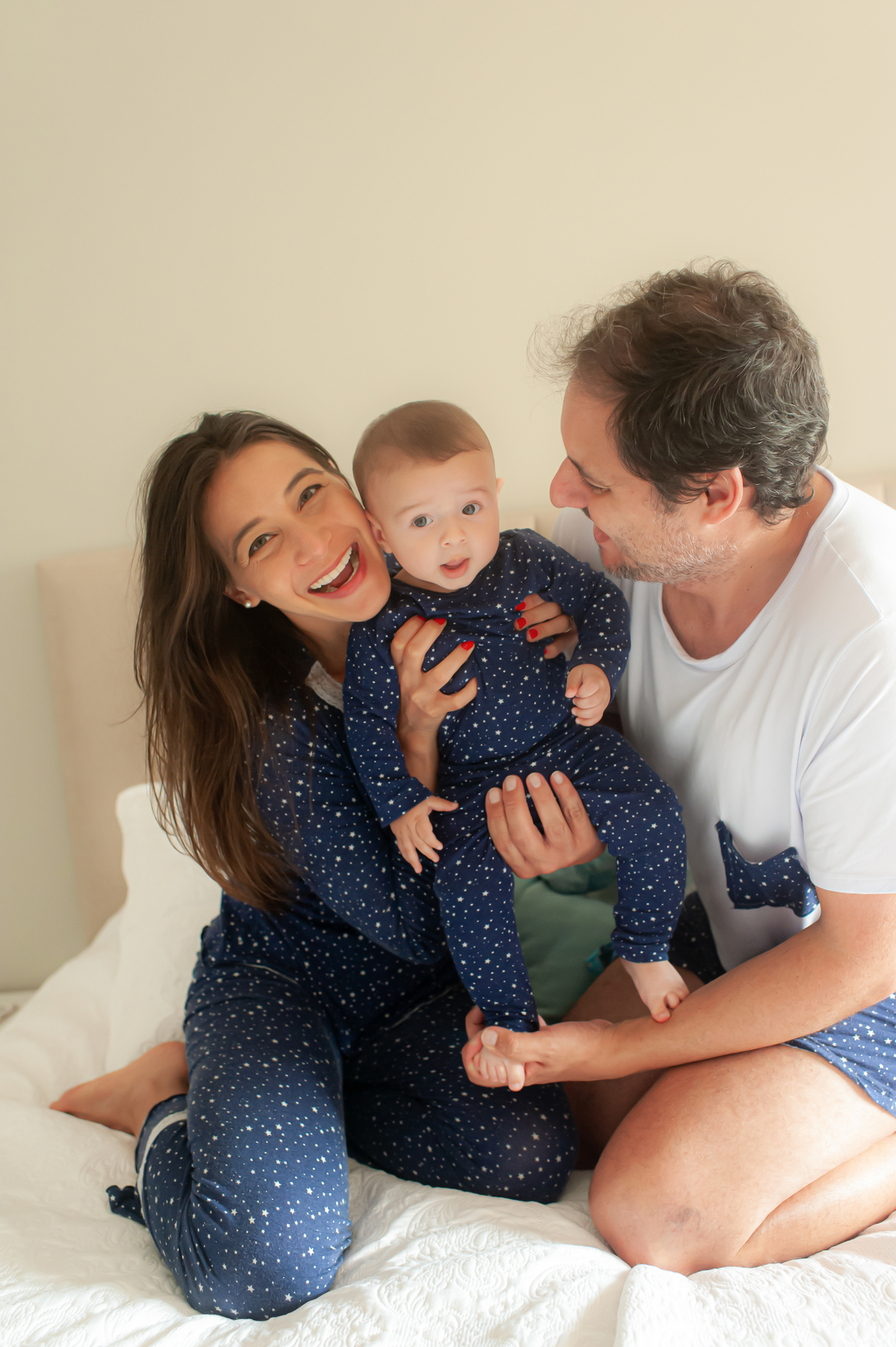 ensaio de familia, ensaio lifestyle, ensaio em casa, ensaio de bebe em casa, fotografia de familia, fotos de familia, fotos de bebe, foto de bebe em casa, registro do dia a dia do bebe, fotos newborn, newborn barra, foto de parto, foto de gestante 