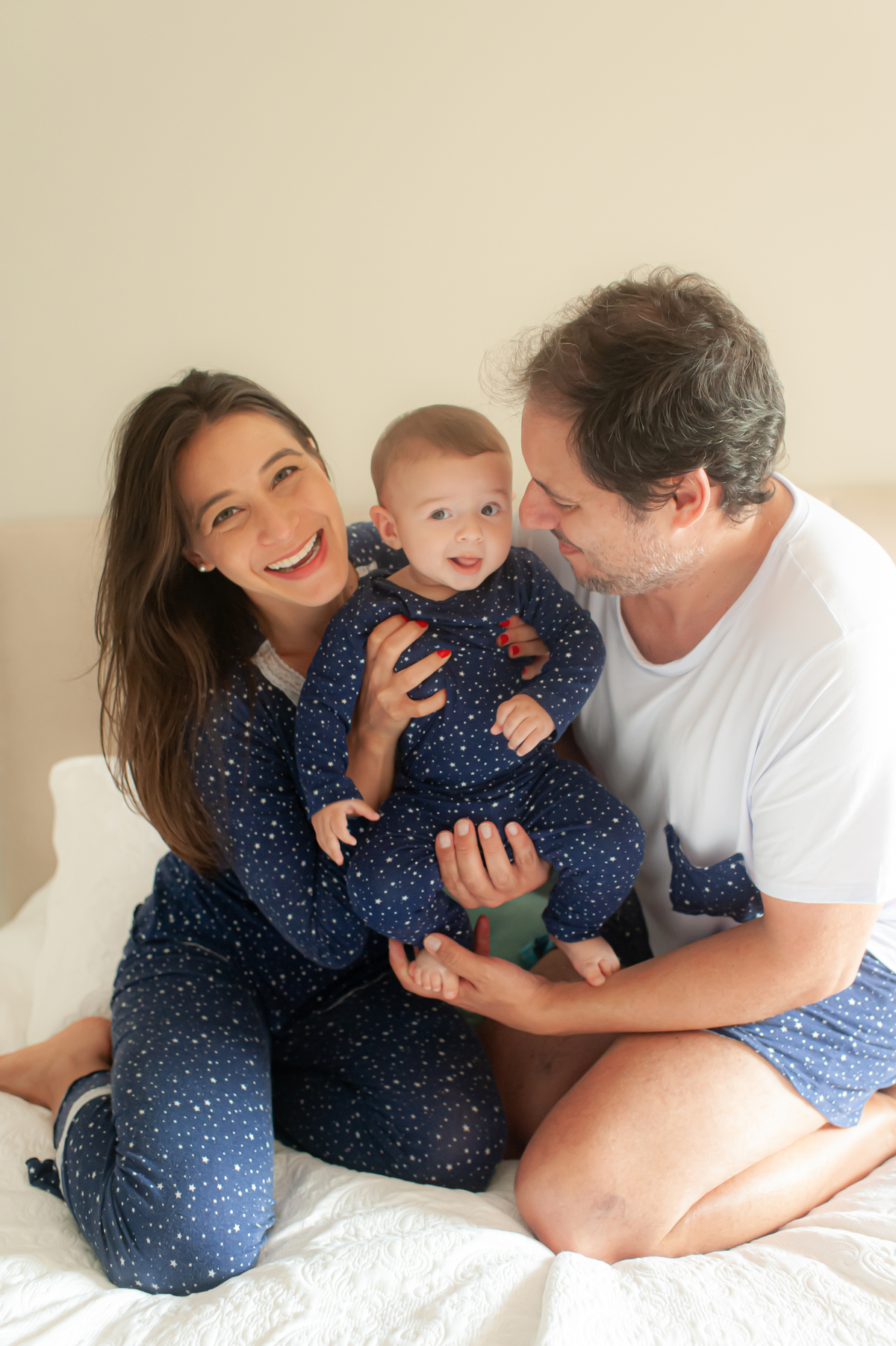 ensaio de familia, ensaio lifestyle, ensaio em casa, ensaio de bebe em casa, fotografia de familia, fotos de familia, fotos de bebe, foto de bebe em casa, registro do dia a dia do bebe, fotos newborn, newborn barra, foto de parto, foto de gestante 