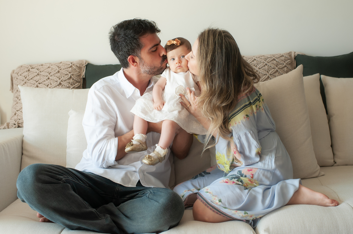 ensaio de familia, ensaio lifestyle, ensaio em casa, ensaio de bebe em casa, fotografia de familia, fotos de familia, fotos de bebe, foto de bebe em casa, registro do dia a dia do bebe, fotos newborn, newborn barra, foto de parto, foto de gestante 